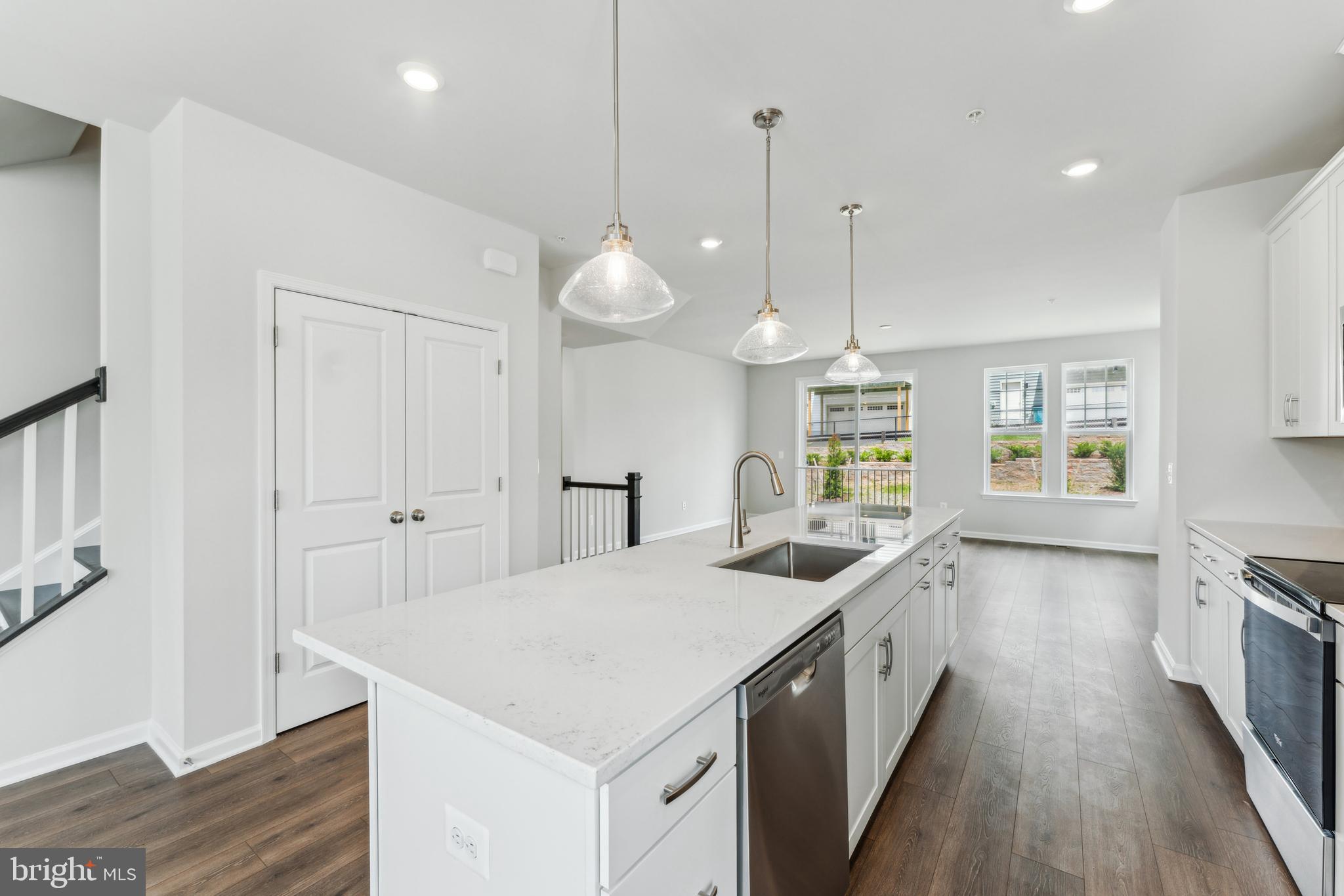 26478 SIR JAMIE TERRACE