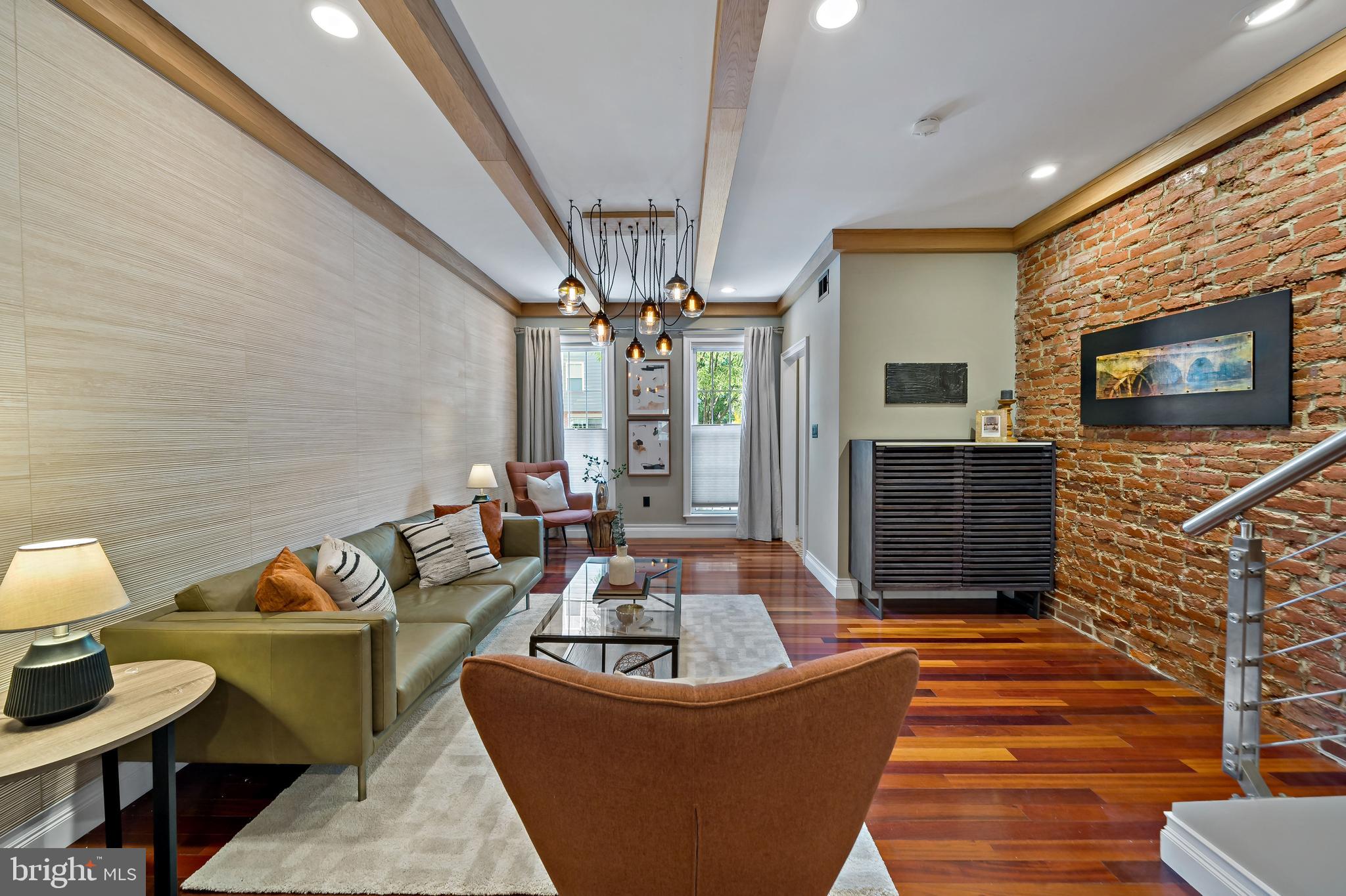 GRADUATE HOSPITAL - Residential