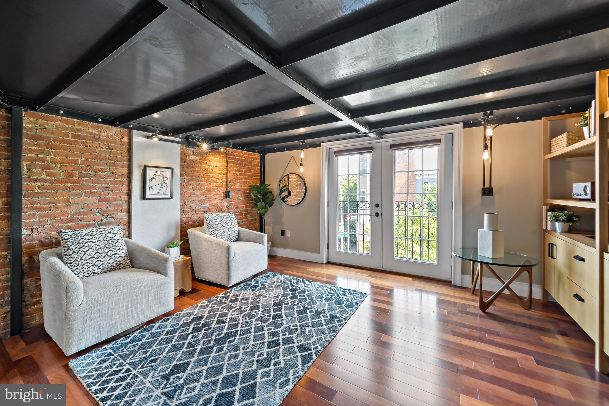 GRADUATE HOSPITAL - Residential