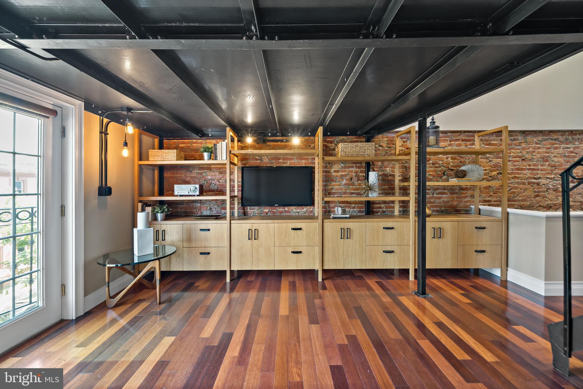 GRADUATE HOSPITAL - Residential