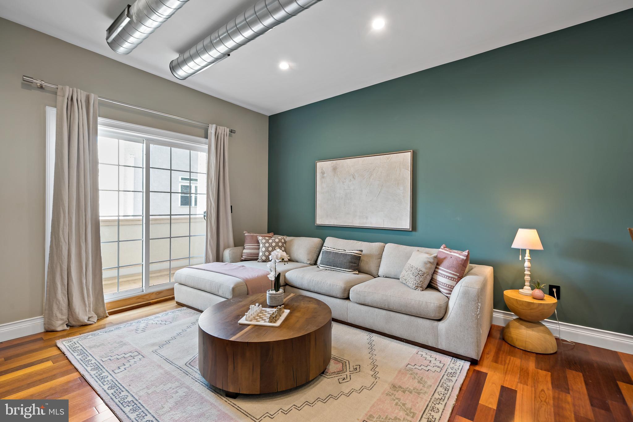 GRADUATE HOSPITAL - Residential