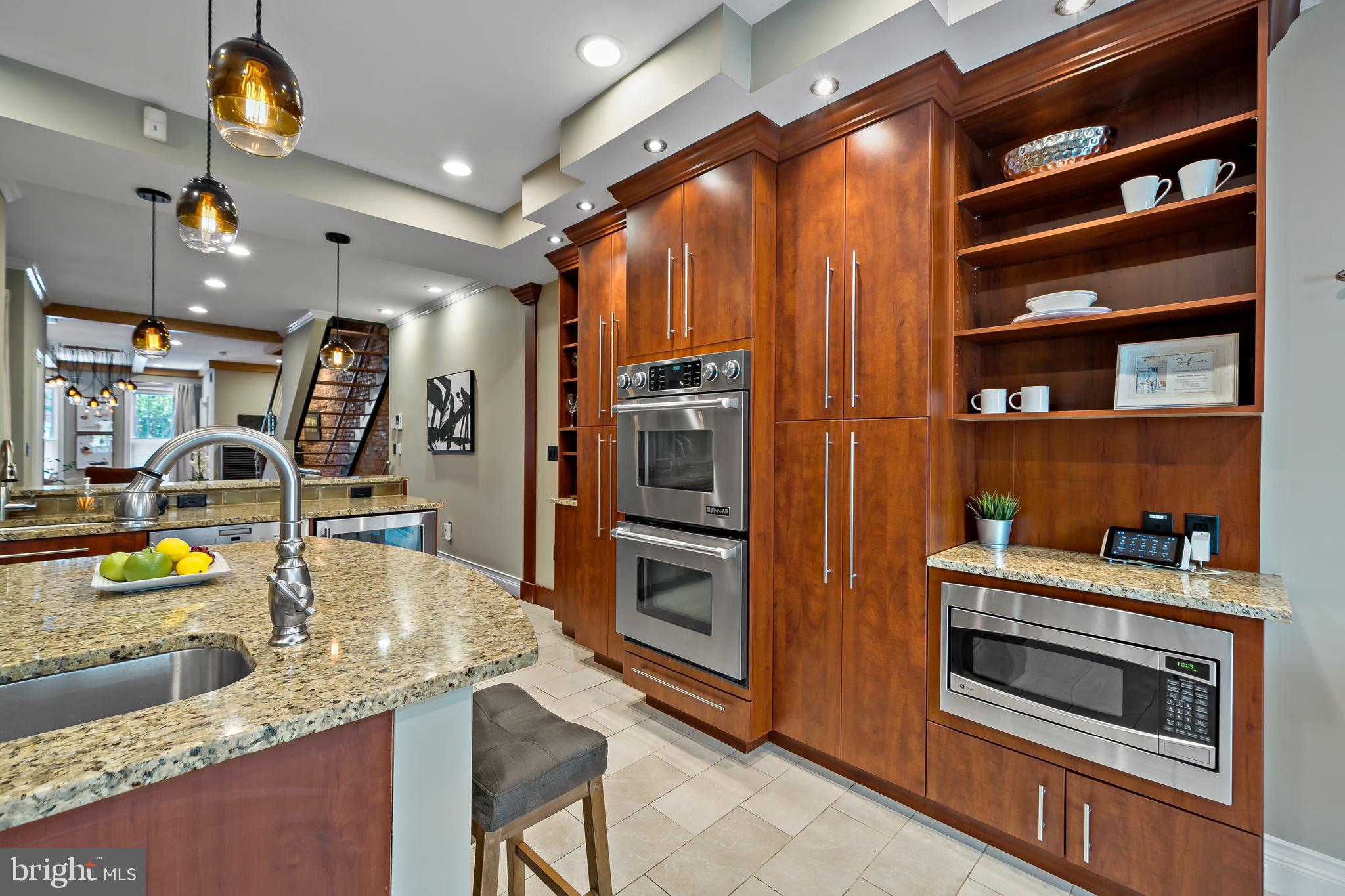 GRADUATE HOSPITAL - Residential