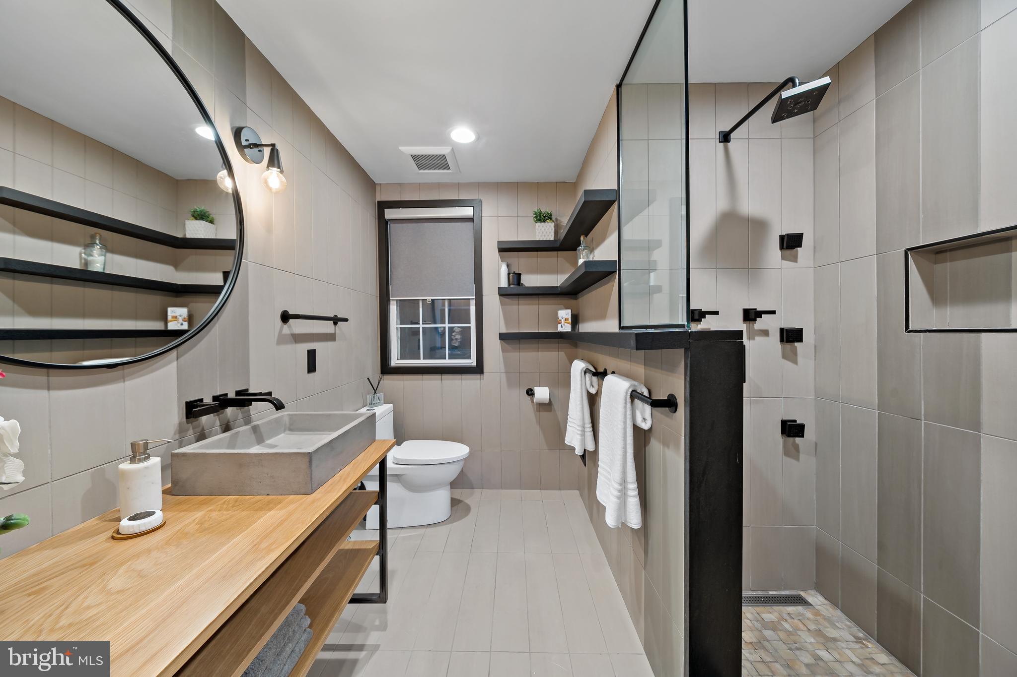 GRADUATE HOSPITAL - Residential