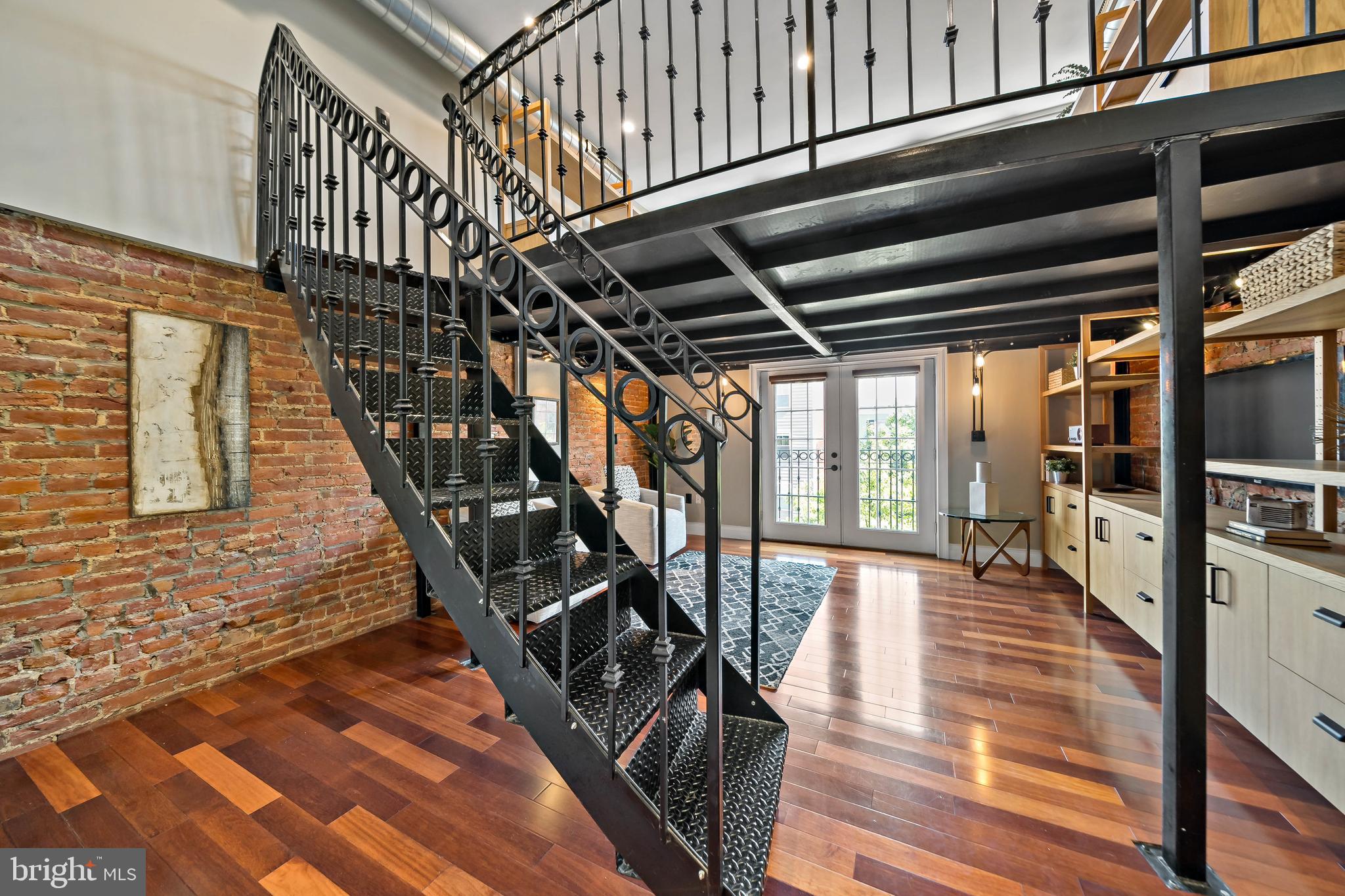 GRADUATE HOSPITAL - Residential