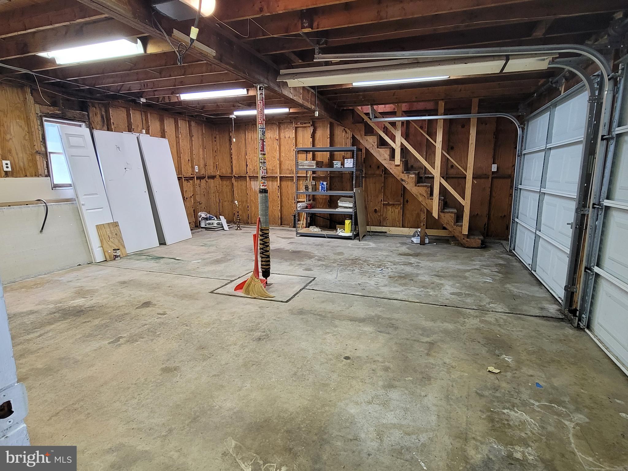 BAY CITY - Residential Lease