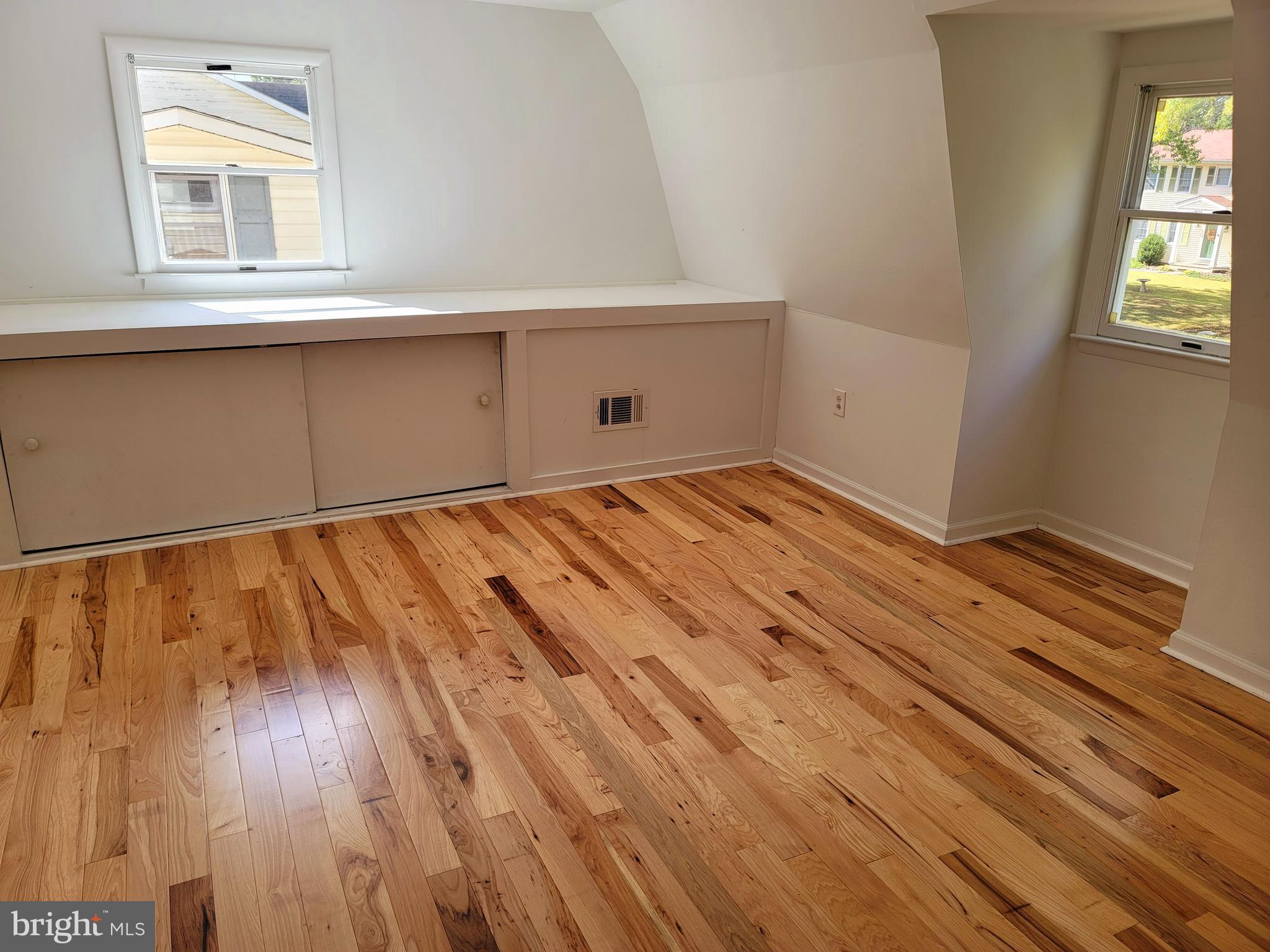 BAY CITY - Residential Lease