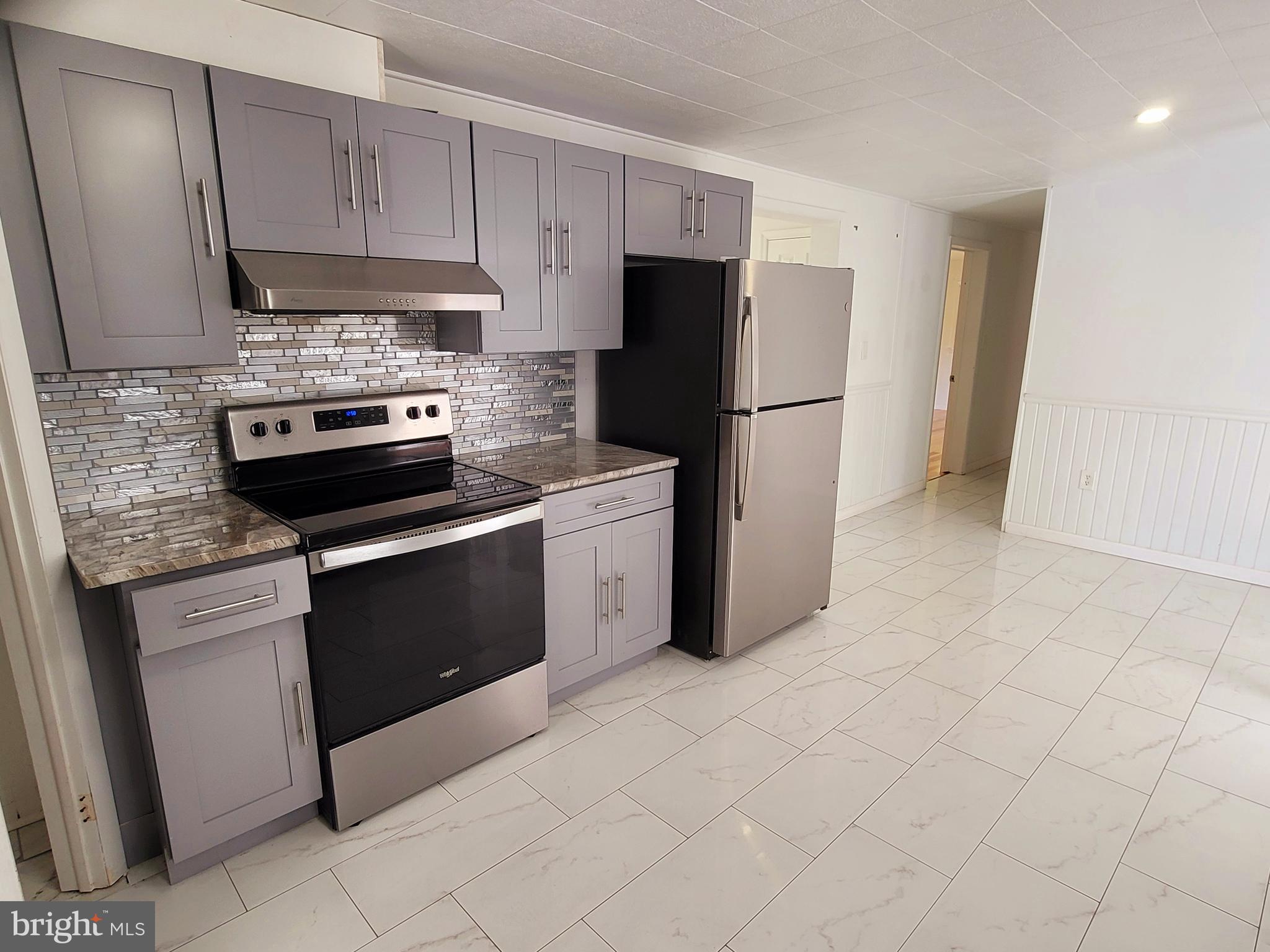 BAY CITY - Residential Lease