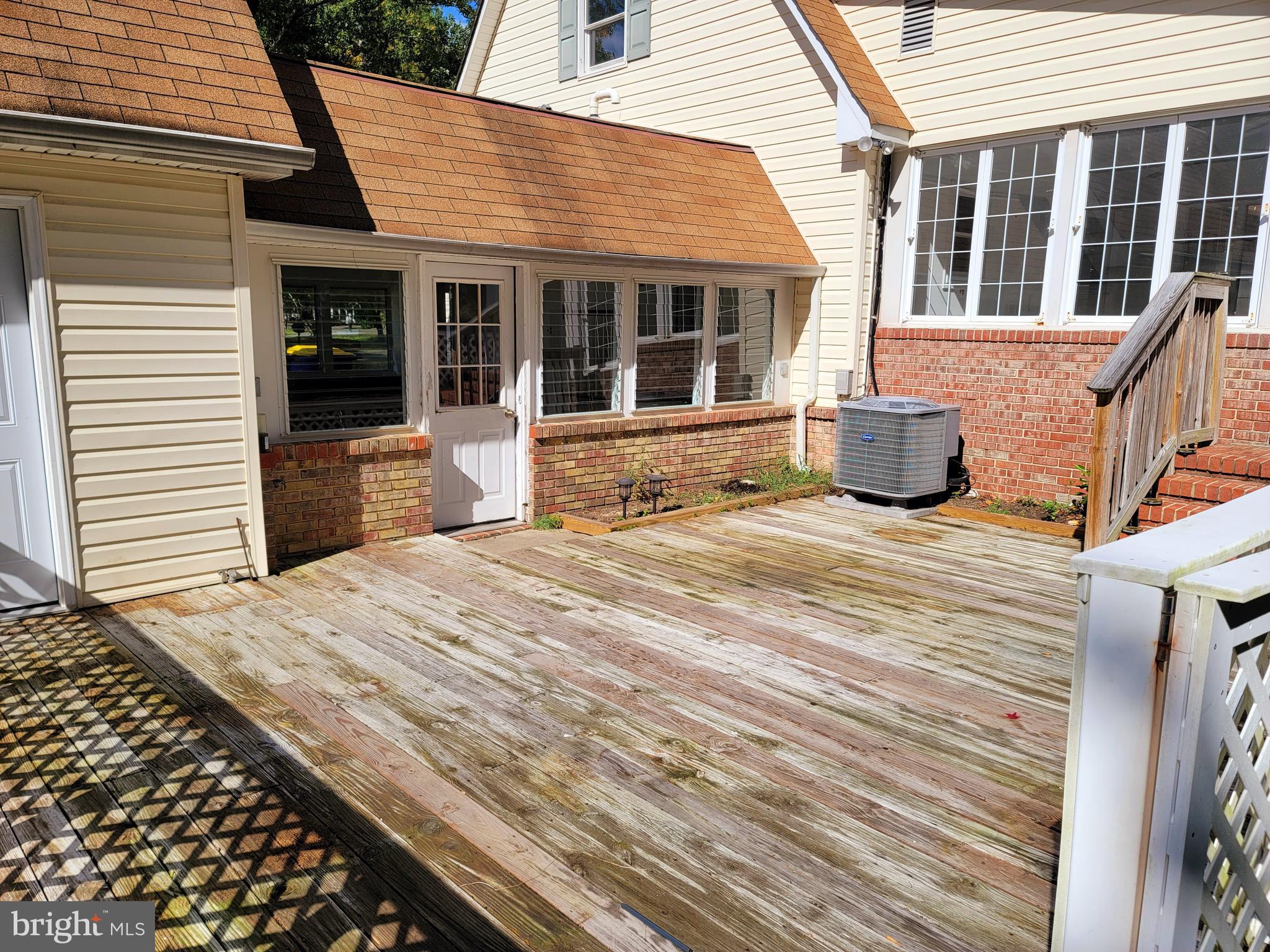 BAY CITY - Residential Lease