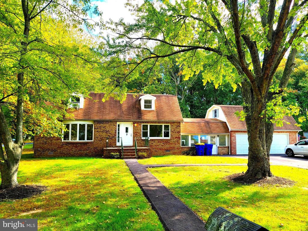 Photo of 801 Worcester Drive, STEVENSVILLE, MD 21666 (MLS # MDQA2015200)