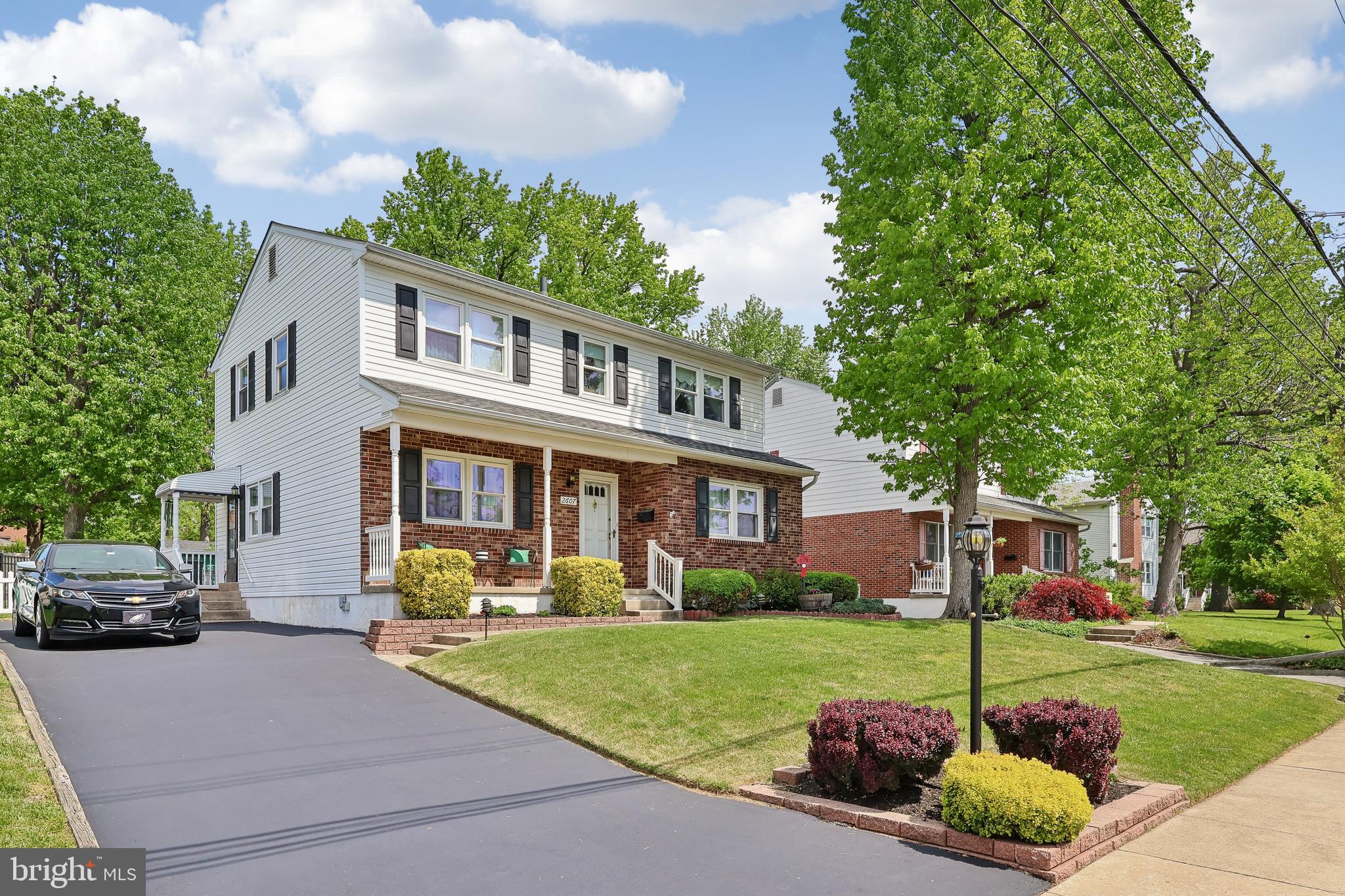 2607 GRAND