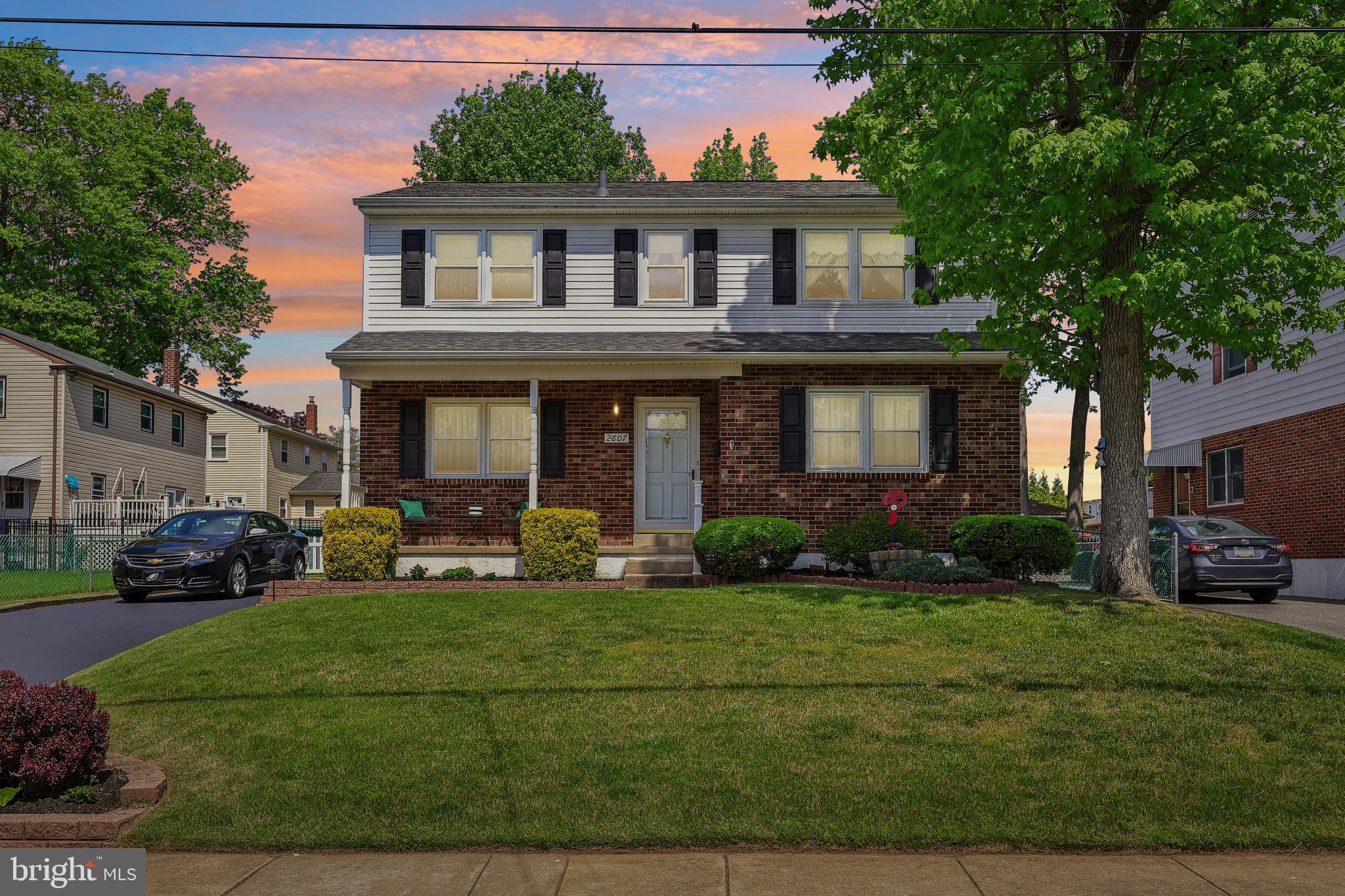 2607 GRAND