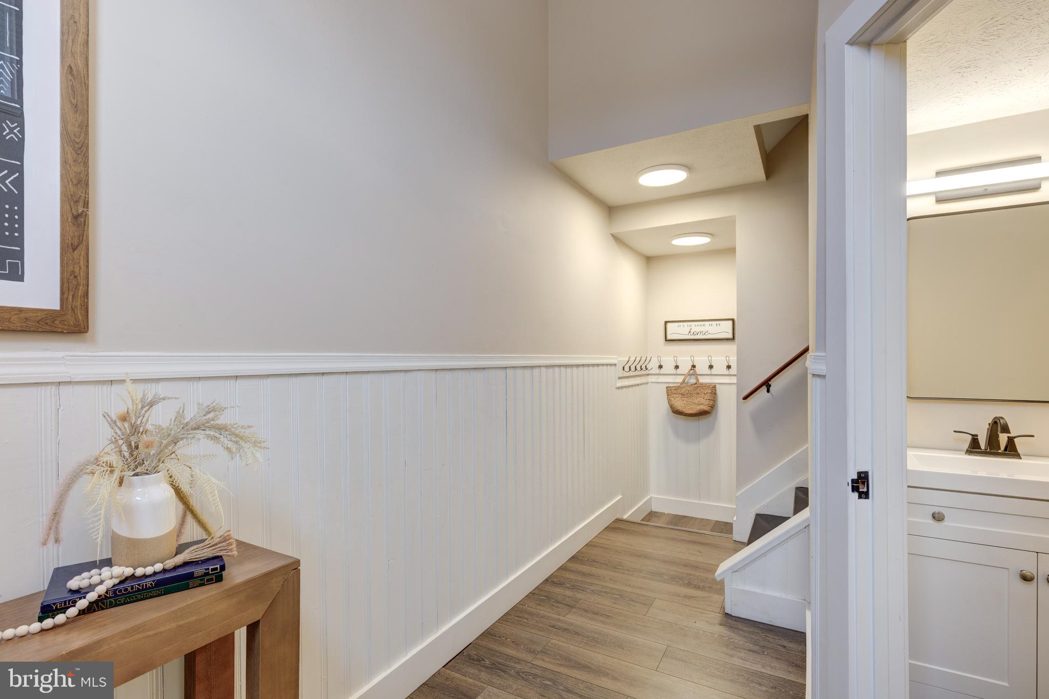 SMALL CROSSINGS - Residential