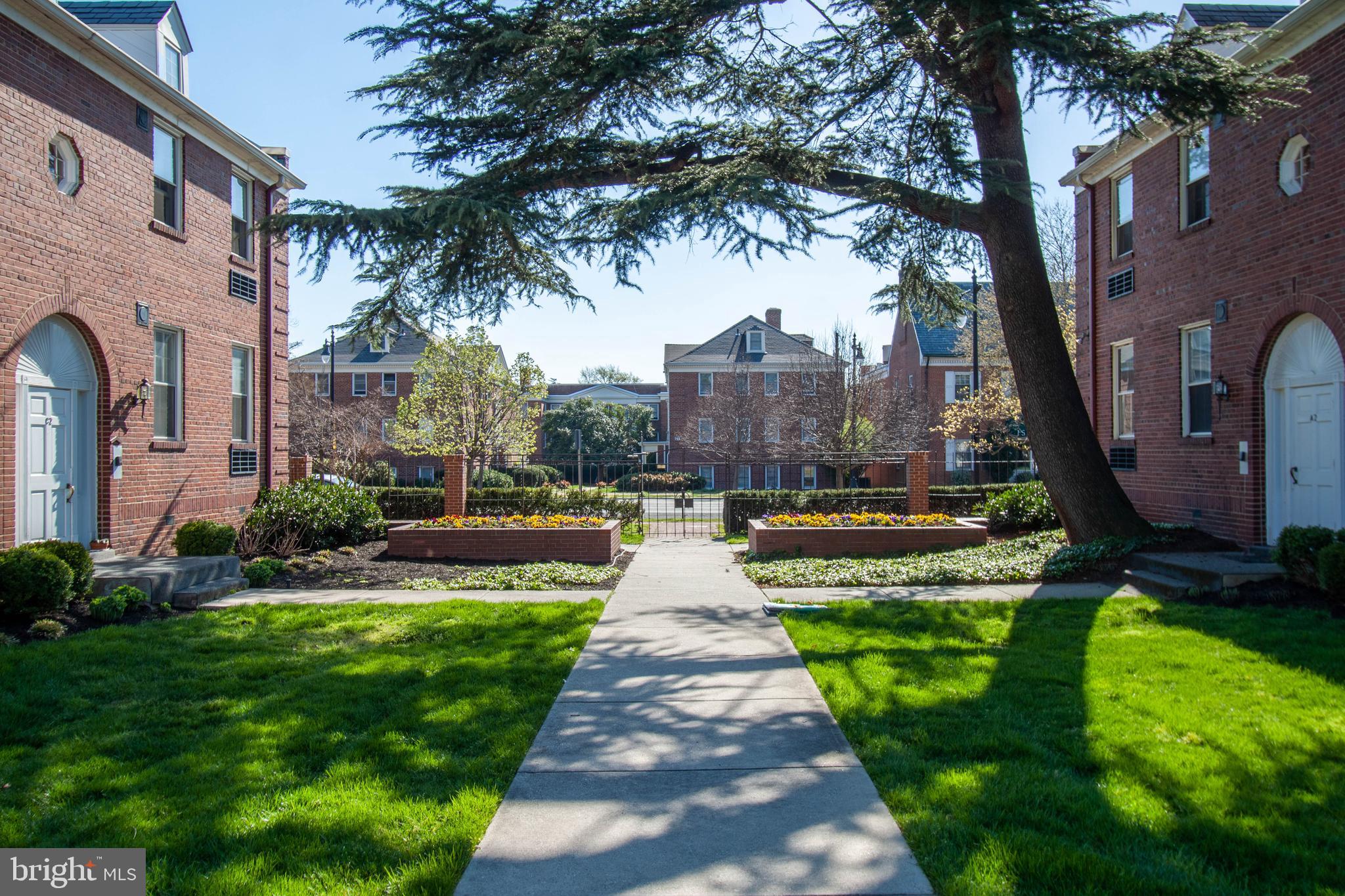 OLD TOWN GARDENS - Residential
