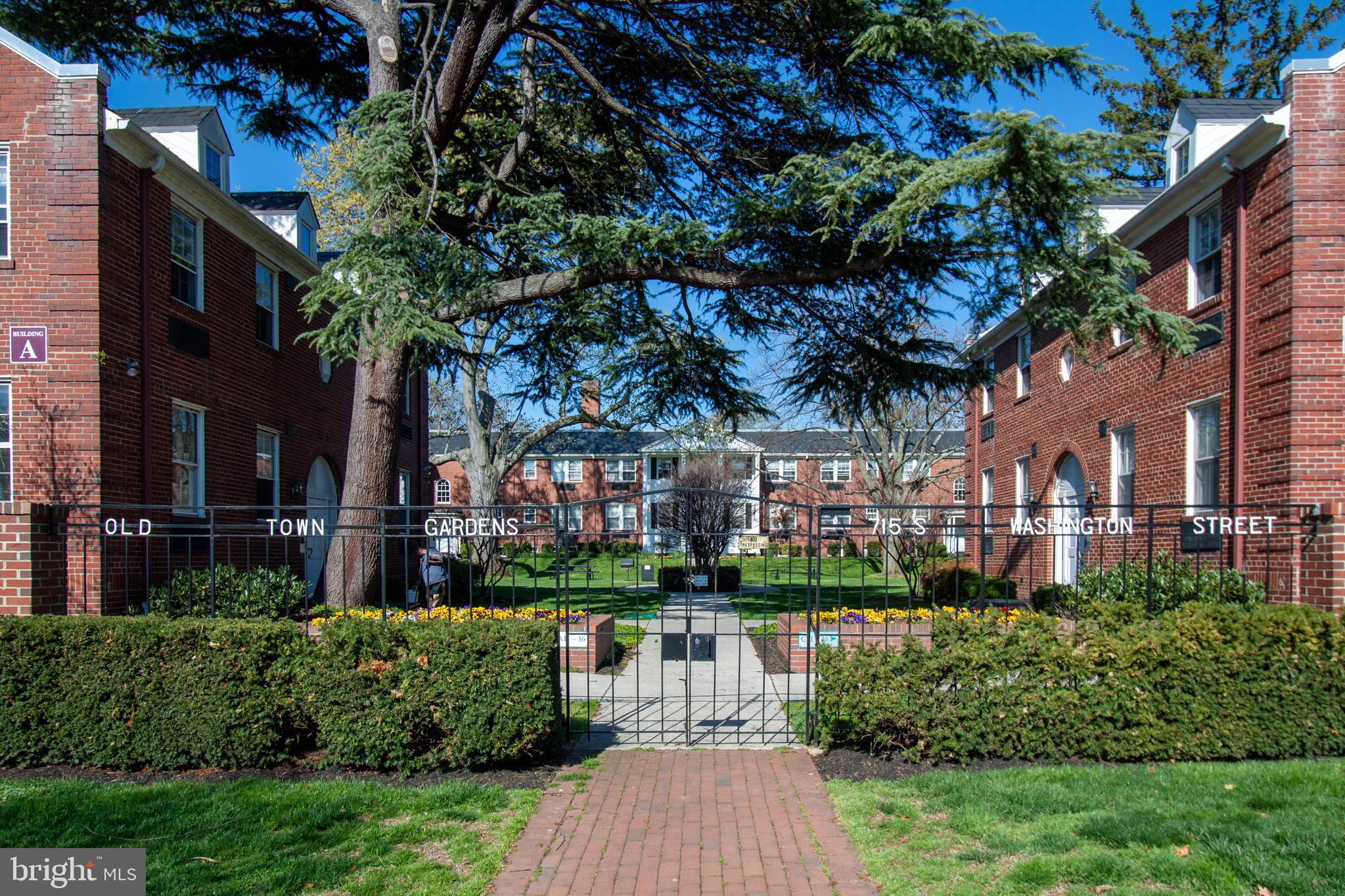 OLD TOWN GARDENS - Residential