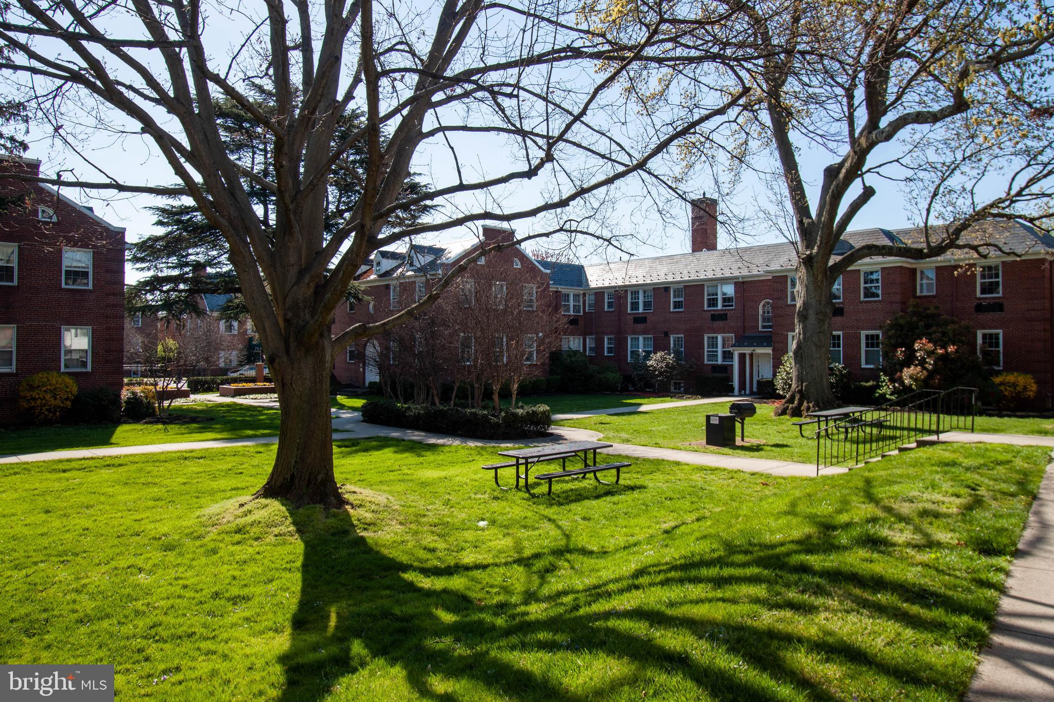 OLD TOWN GARDENS - Residential
