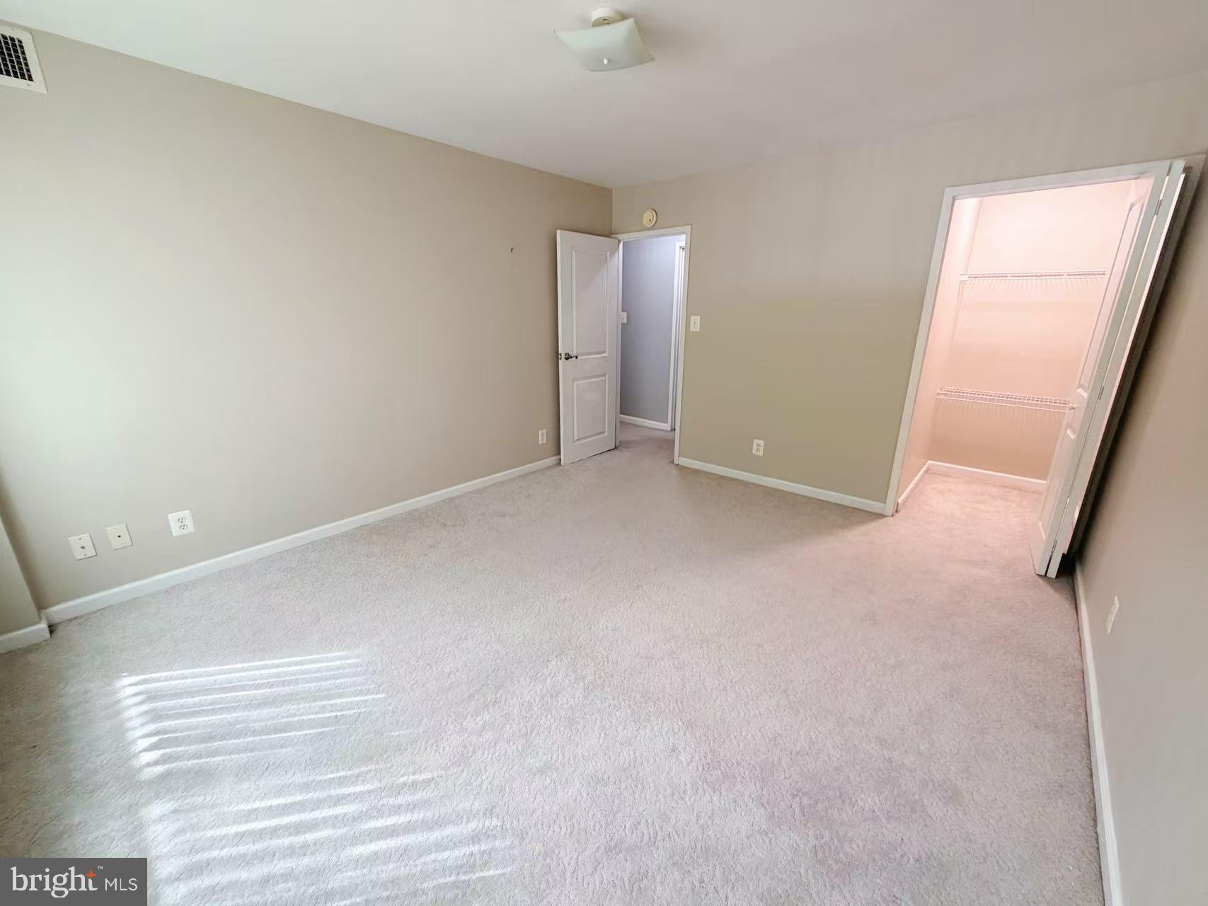 10570 MAIN STREET 404