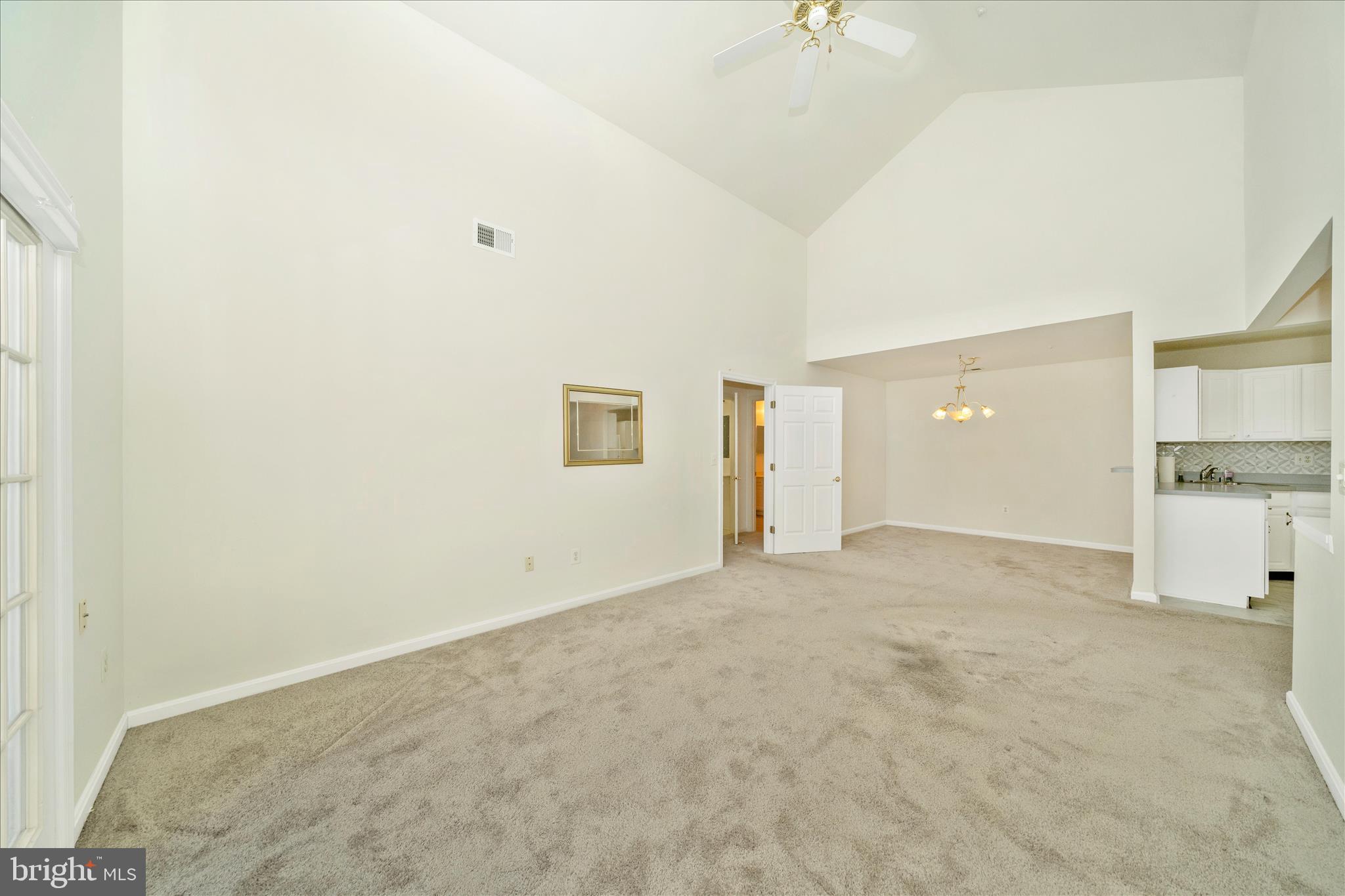 WINIFRED MANOR - Residential