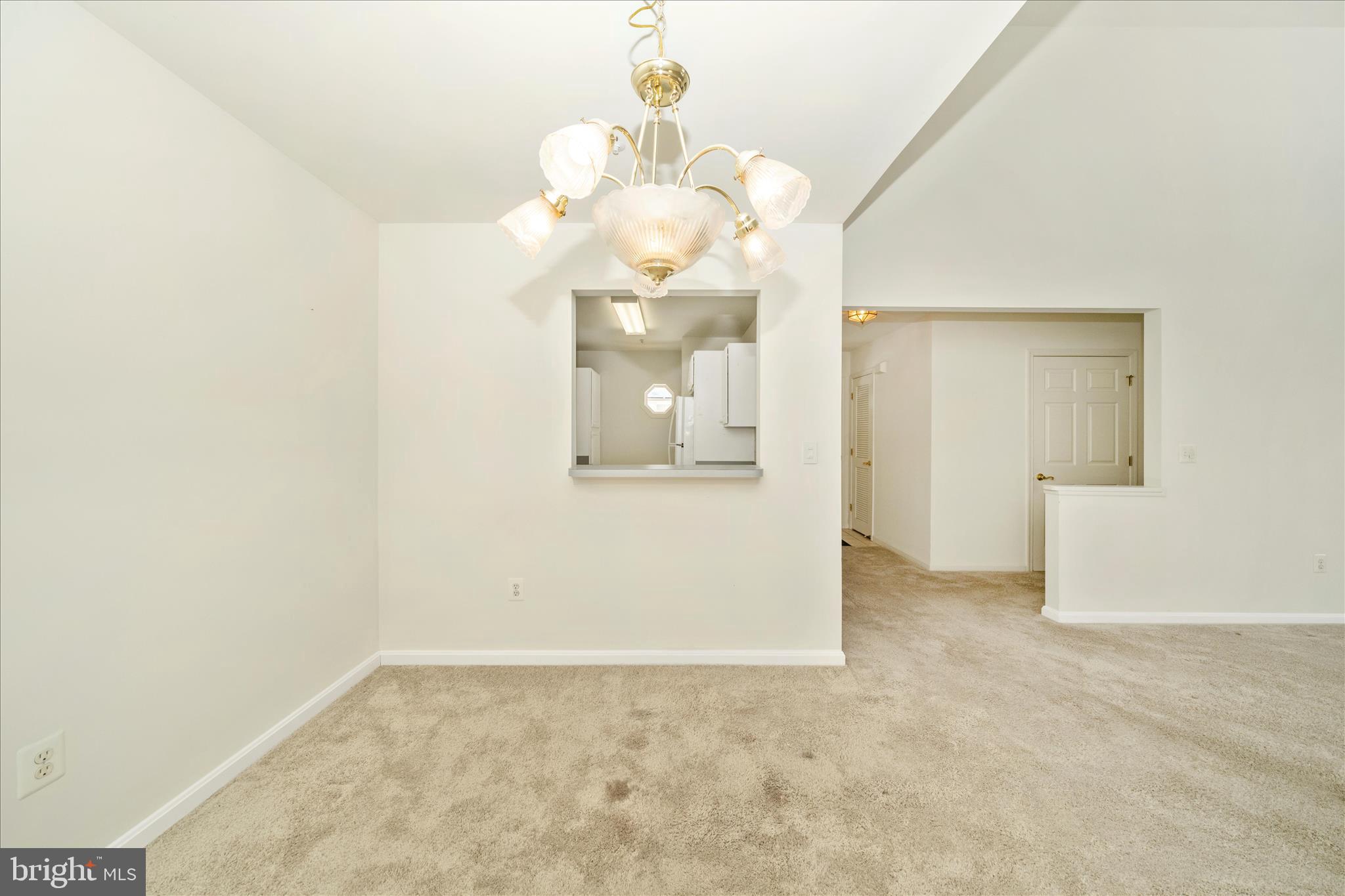 WINIFRED MANOR - Residential