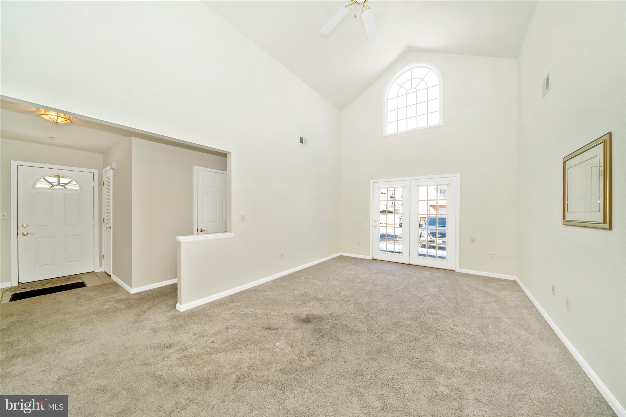 WINIFRED MANOR - Residential