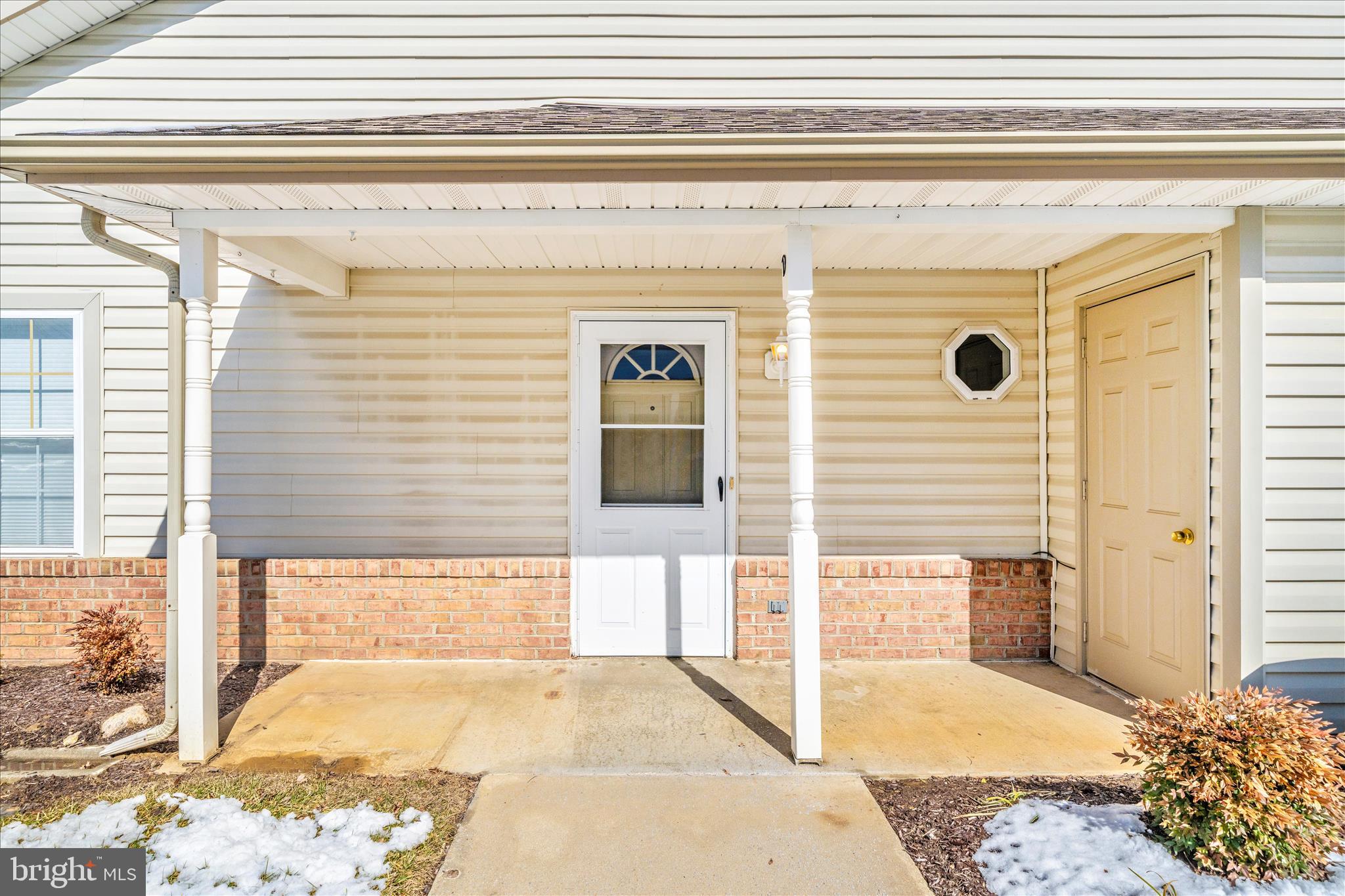 WINIFRED MANOR - Residential