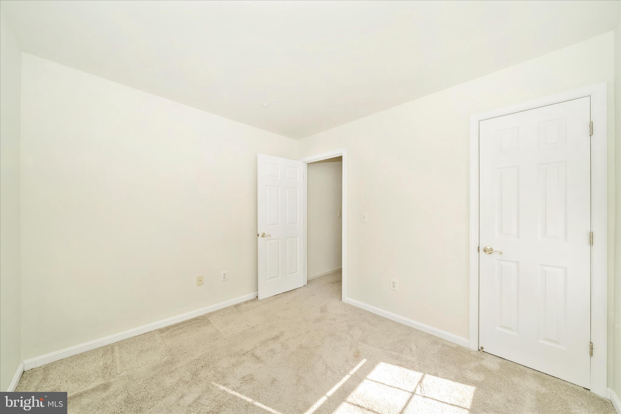 WINIFRED MANOR - Residential