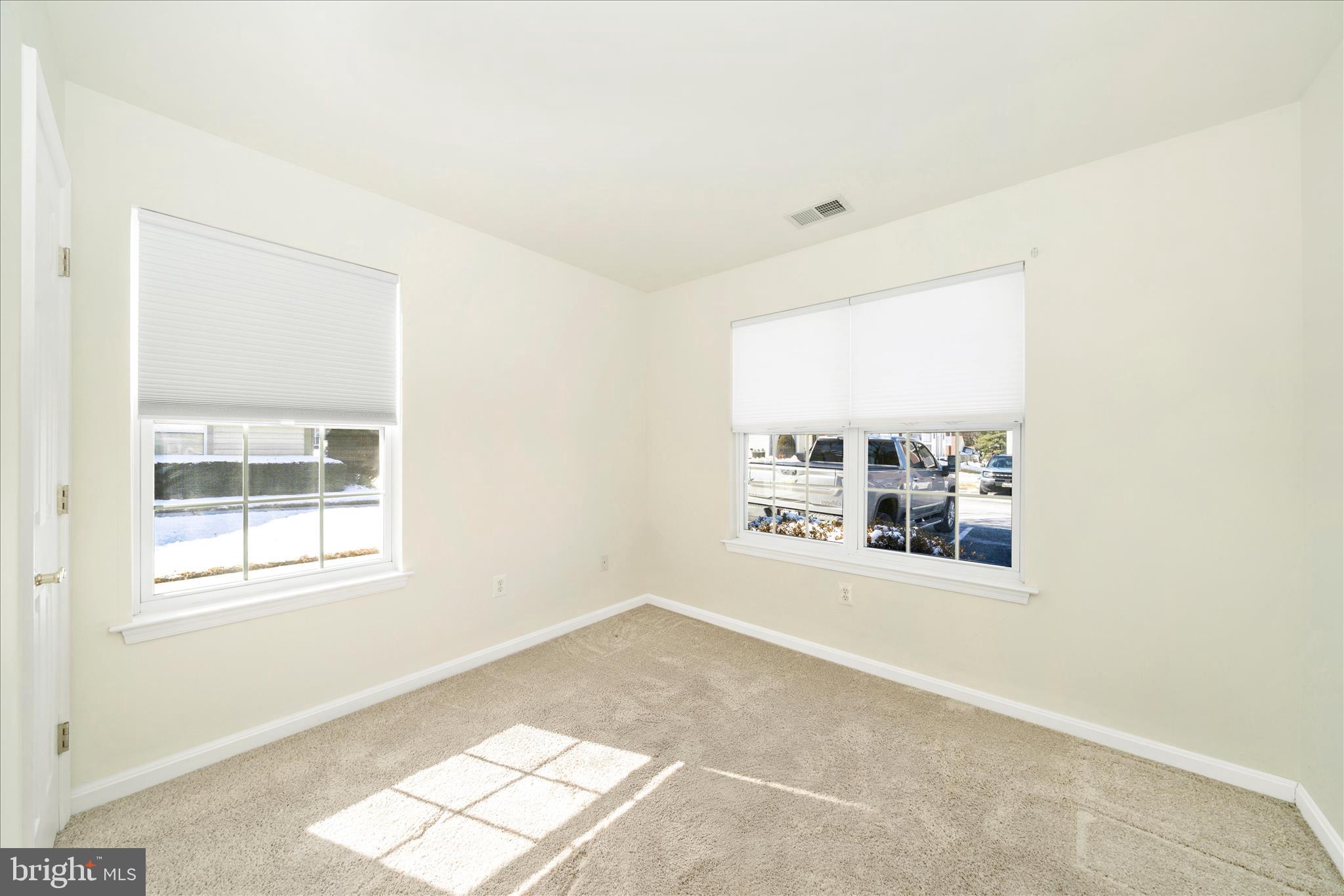 WINIFRED MANOR - Residential