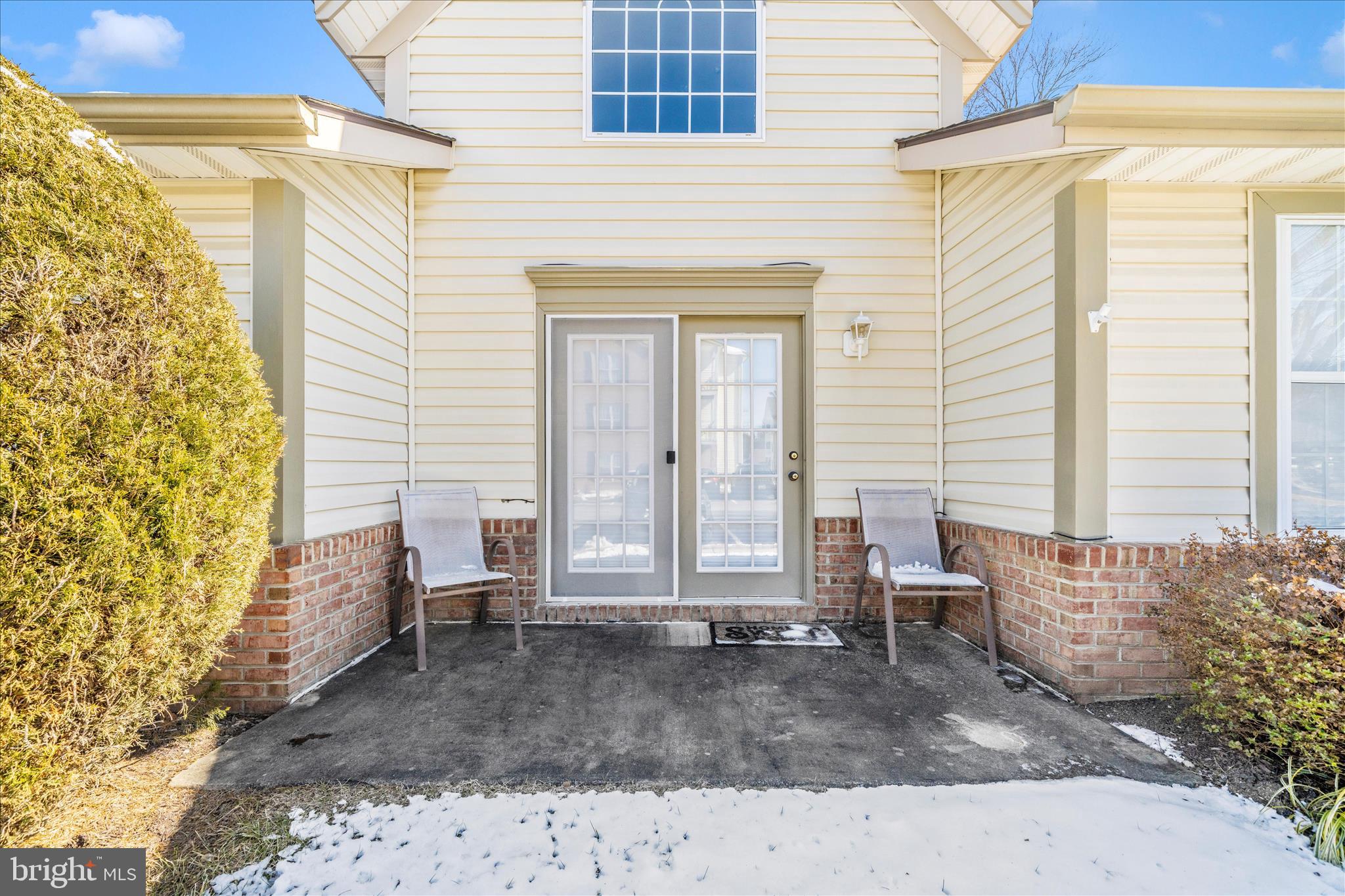 WINIFRED MANOR - Residential