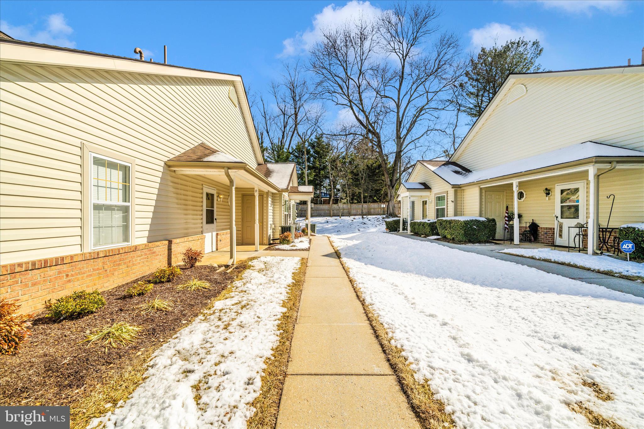 WINIFRED MANOR - Residential