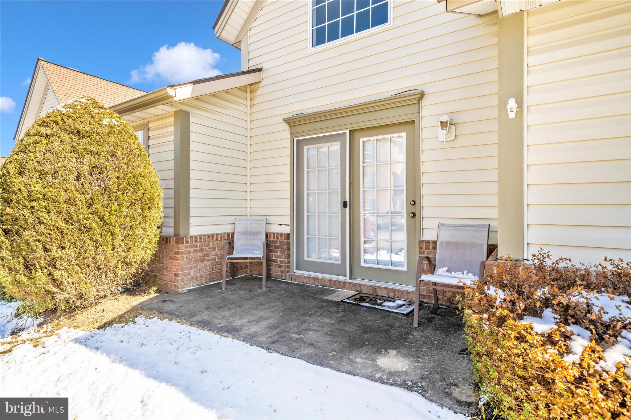 WINIFRED MANOR - Residential