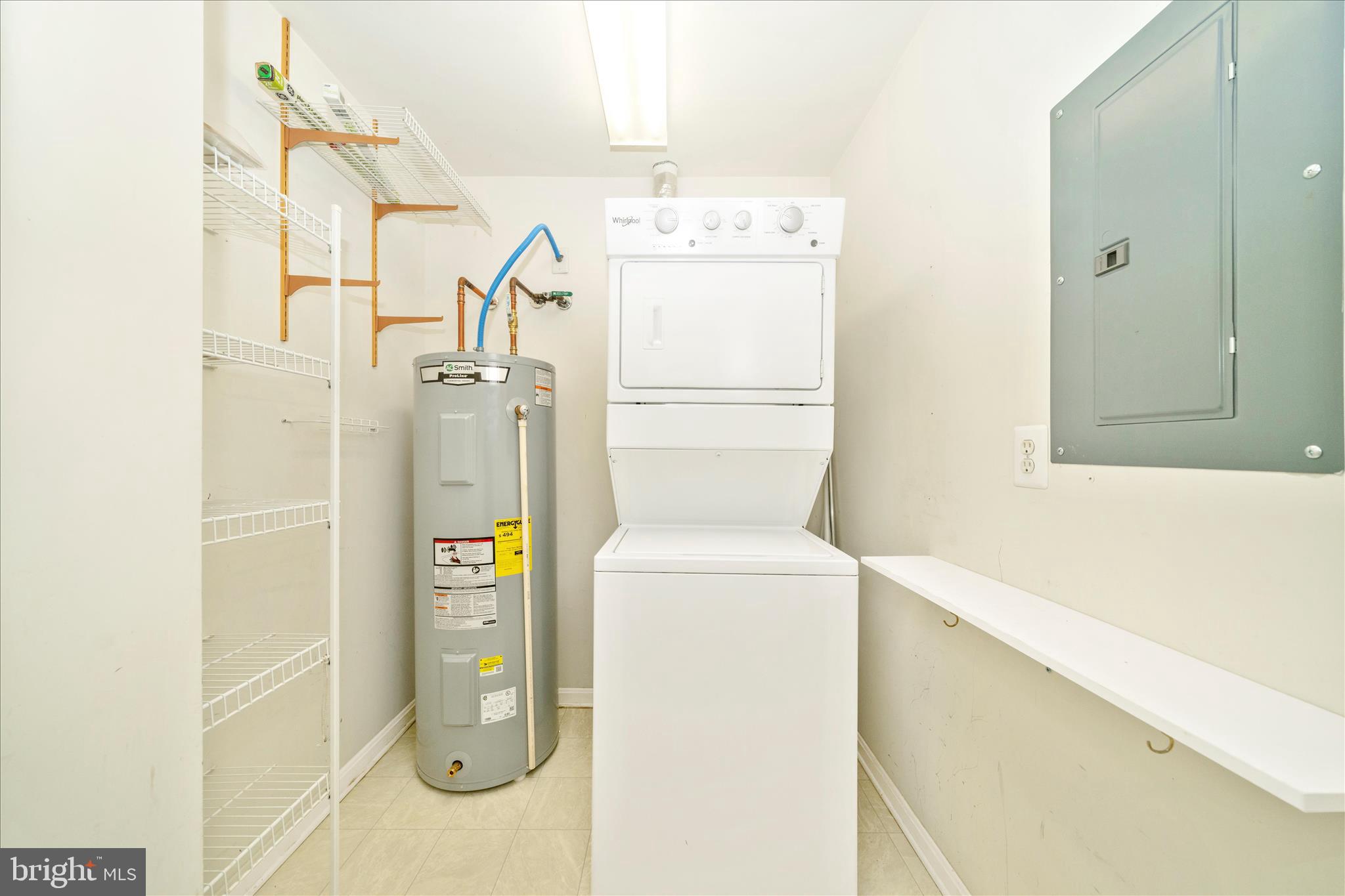 WINIFRED MANOR - Residential