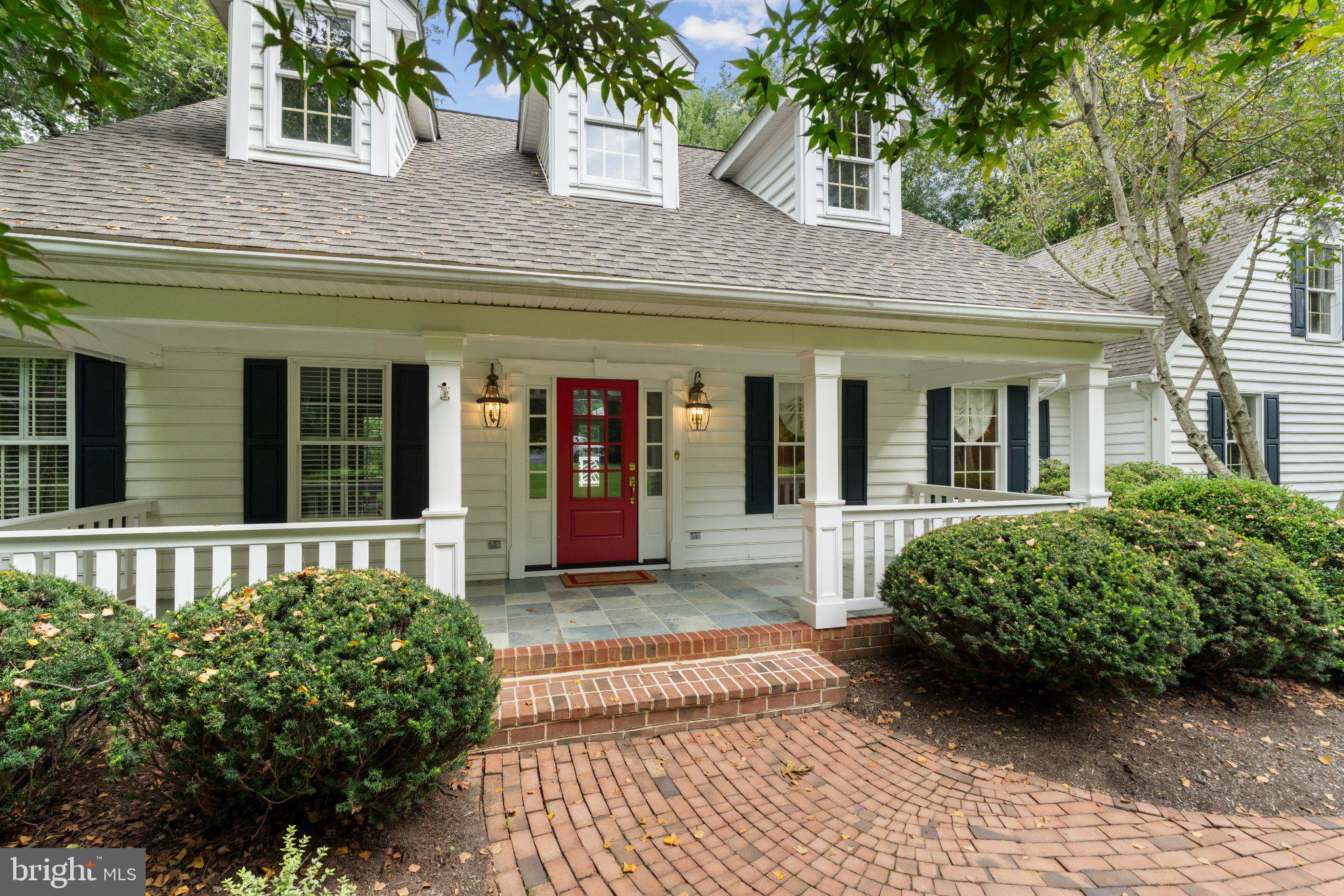 14817 MANOR ROAD