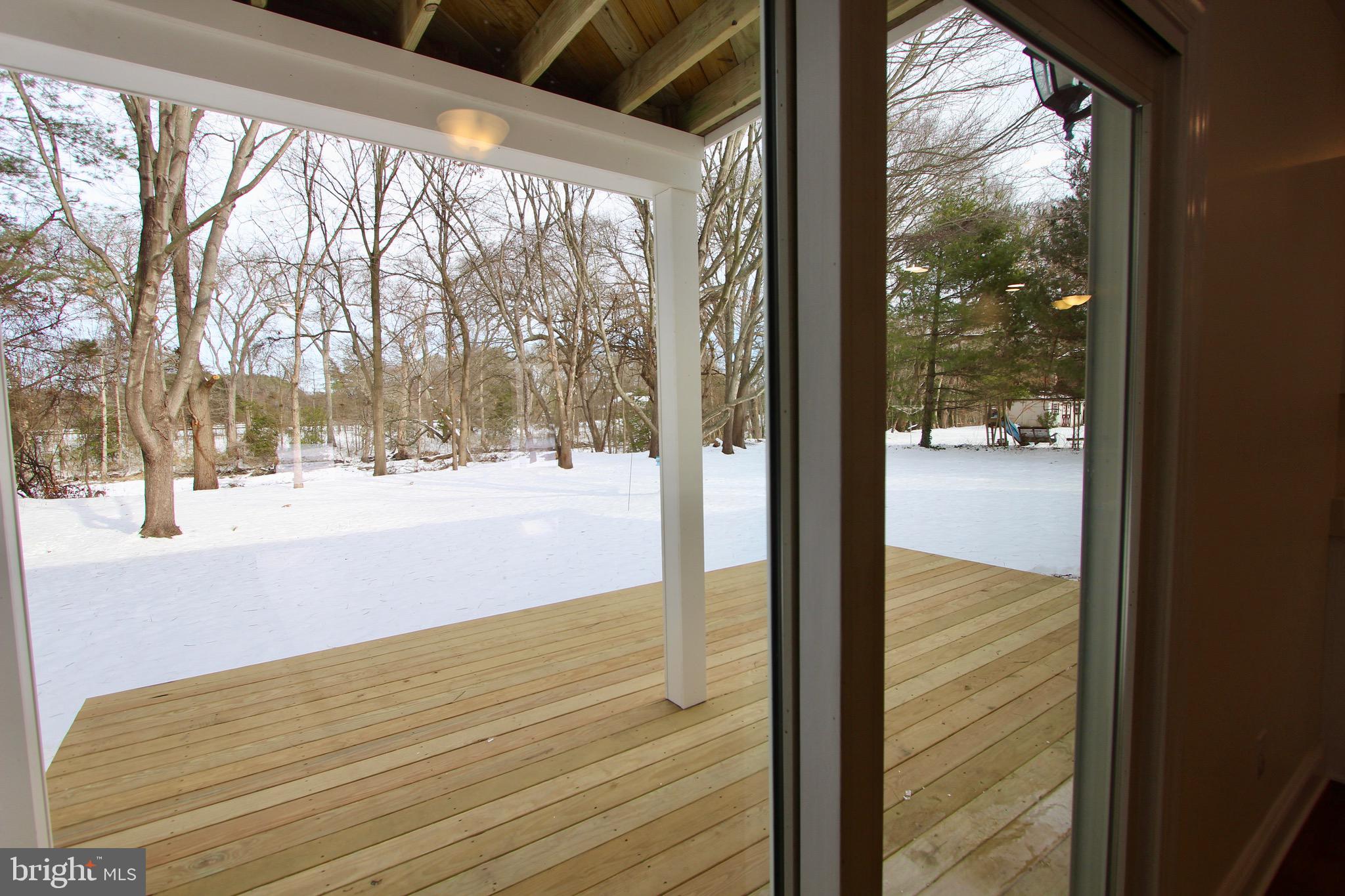 KINGSTOWNE MANOR - Residential