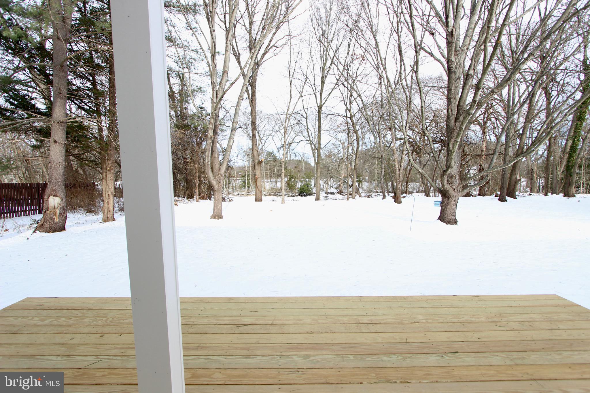 KINGSTOWNE MANOR - Residential