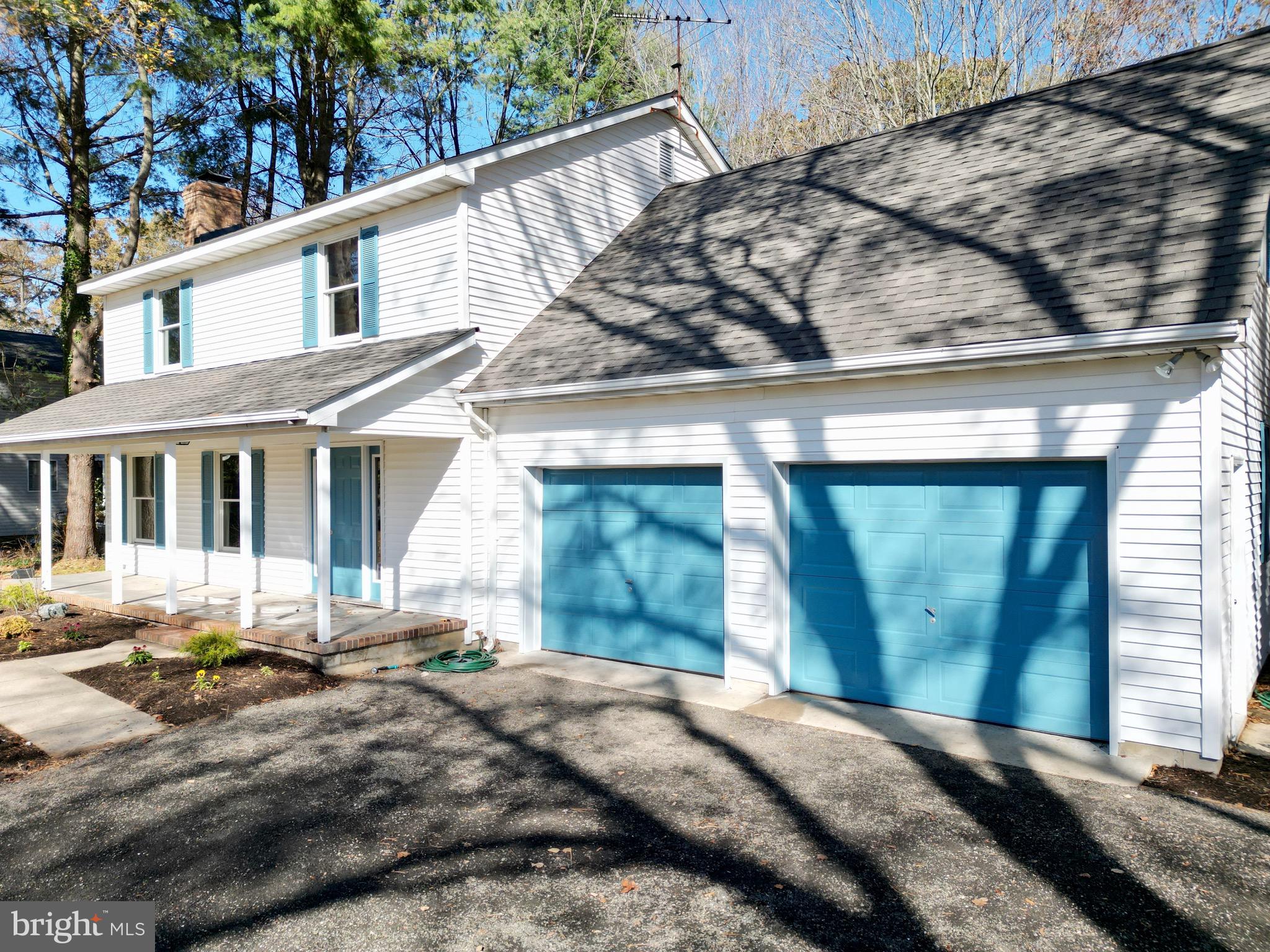 KINGSTOWNE MANOR - Residential