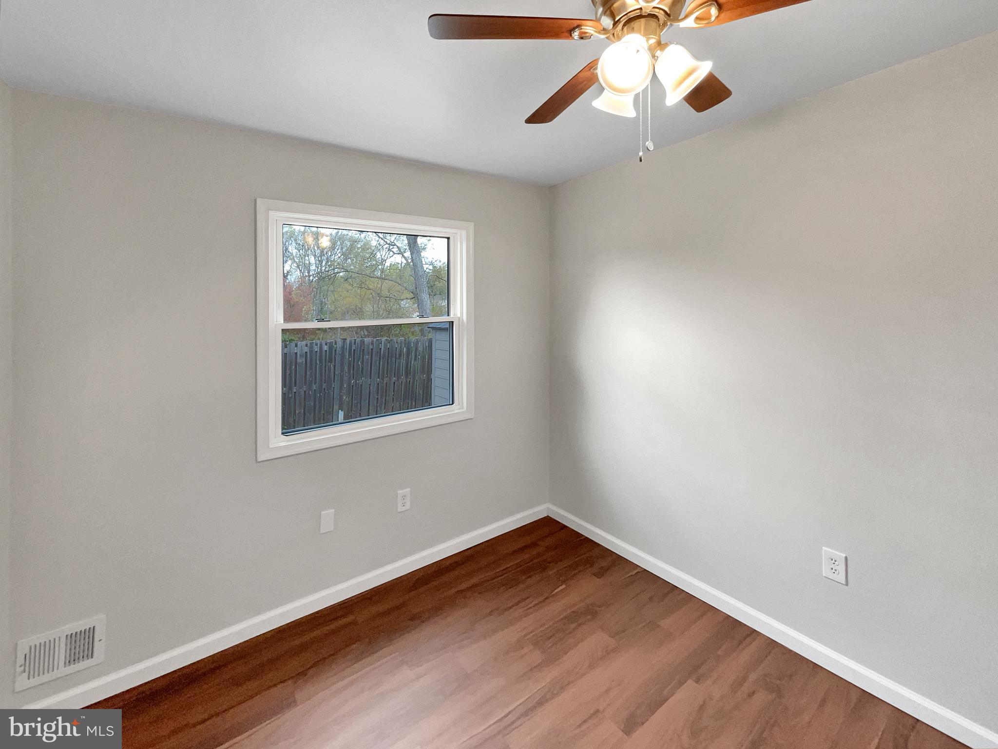 DALE CITY - Residential