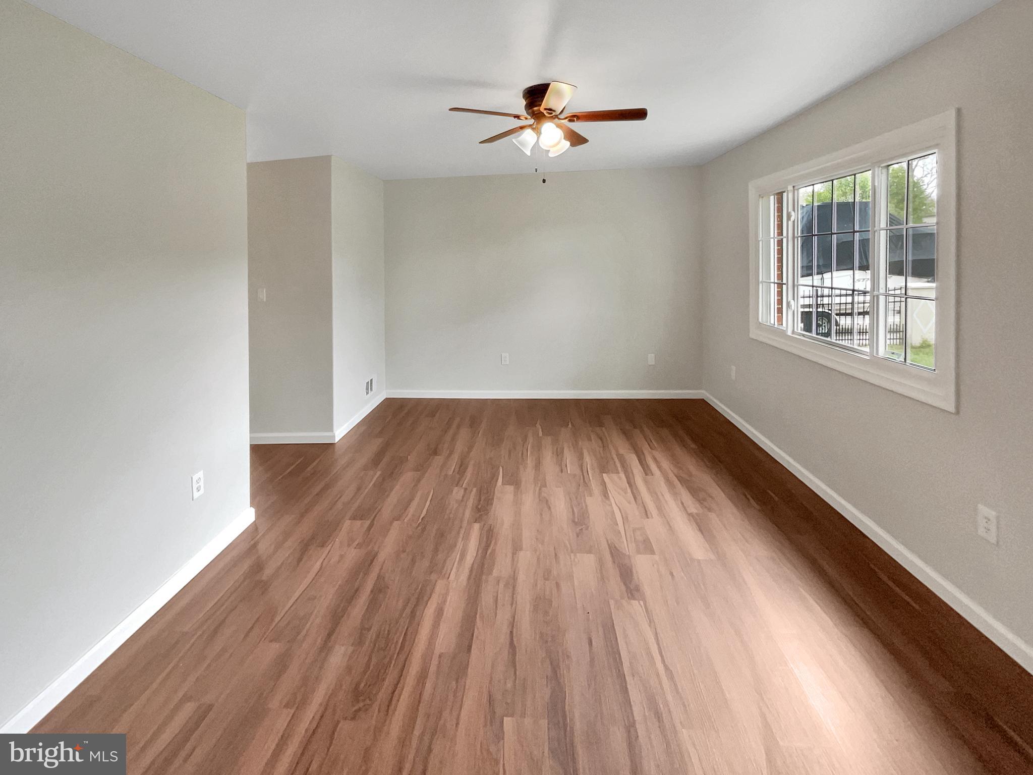 DALE CITY - Residential