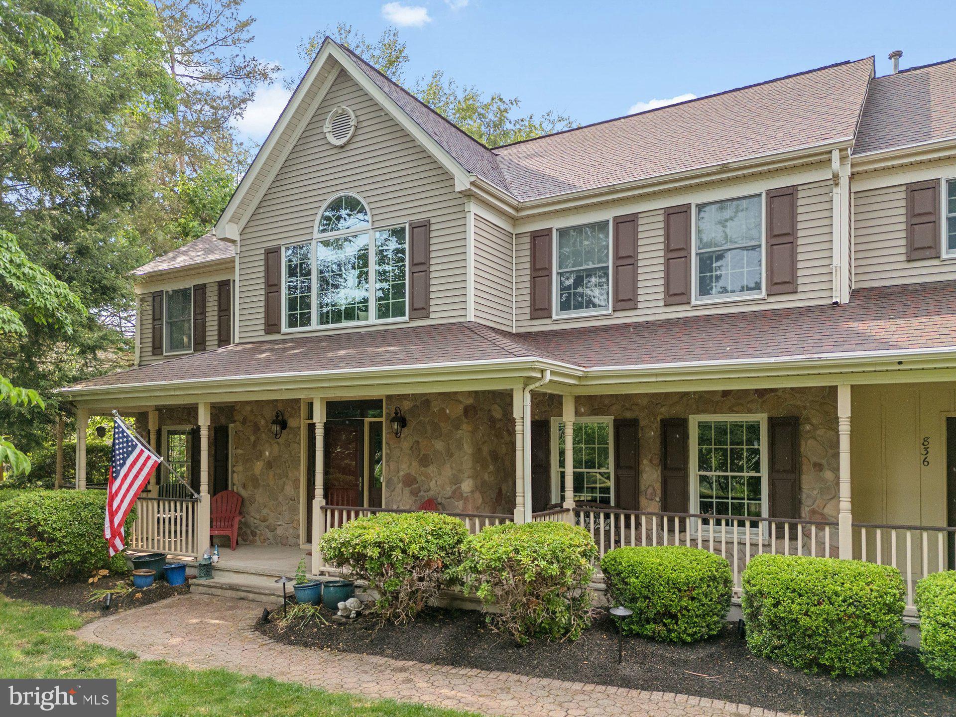 836 ATKINSON CIRCLE
