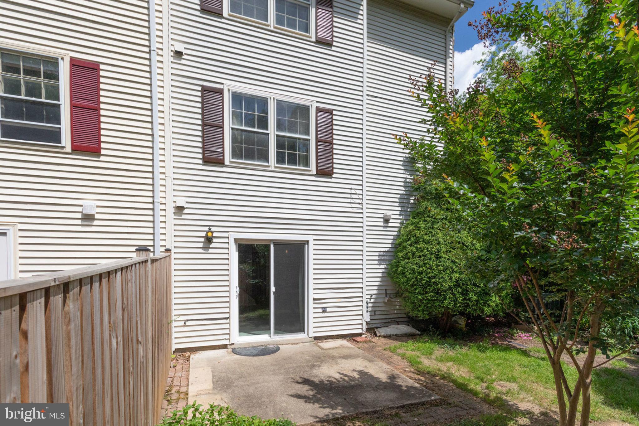 RUNNYMEADE - Residential