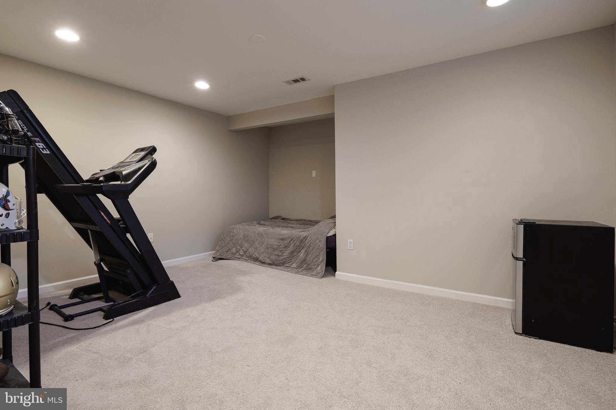 DOMINION VALLEY COUNTRY CLUB - Residential