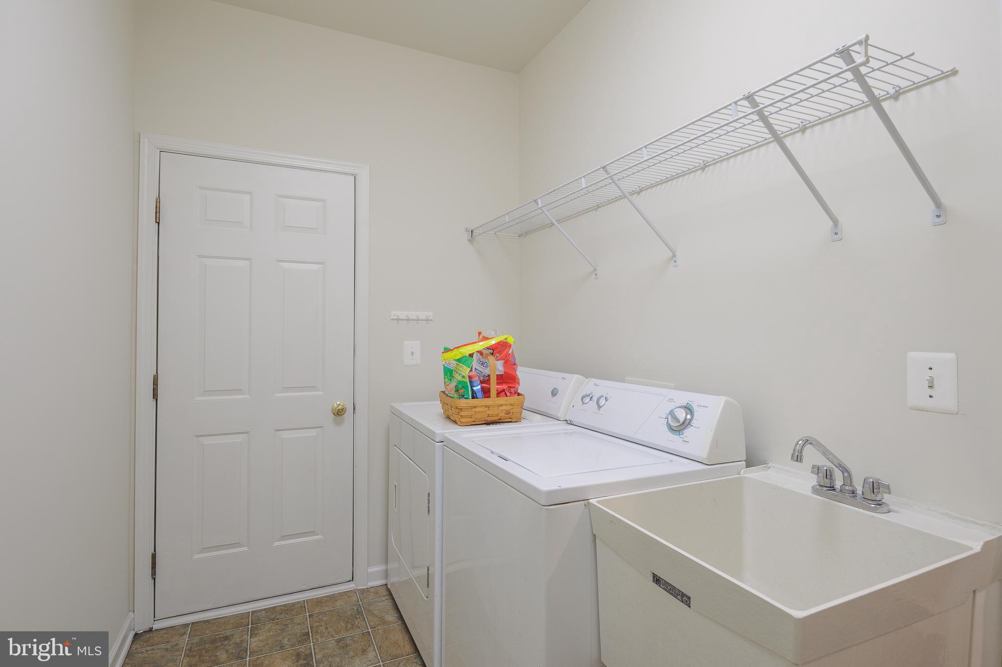 DOMINION VALLEY COUNTRY CLUB - Residential