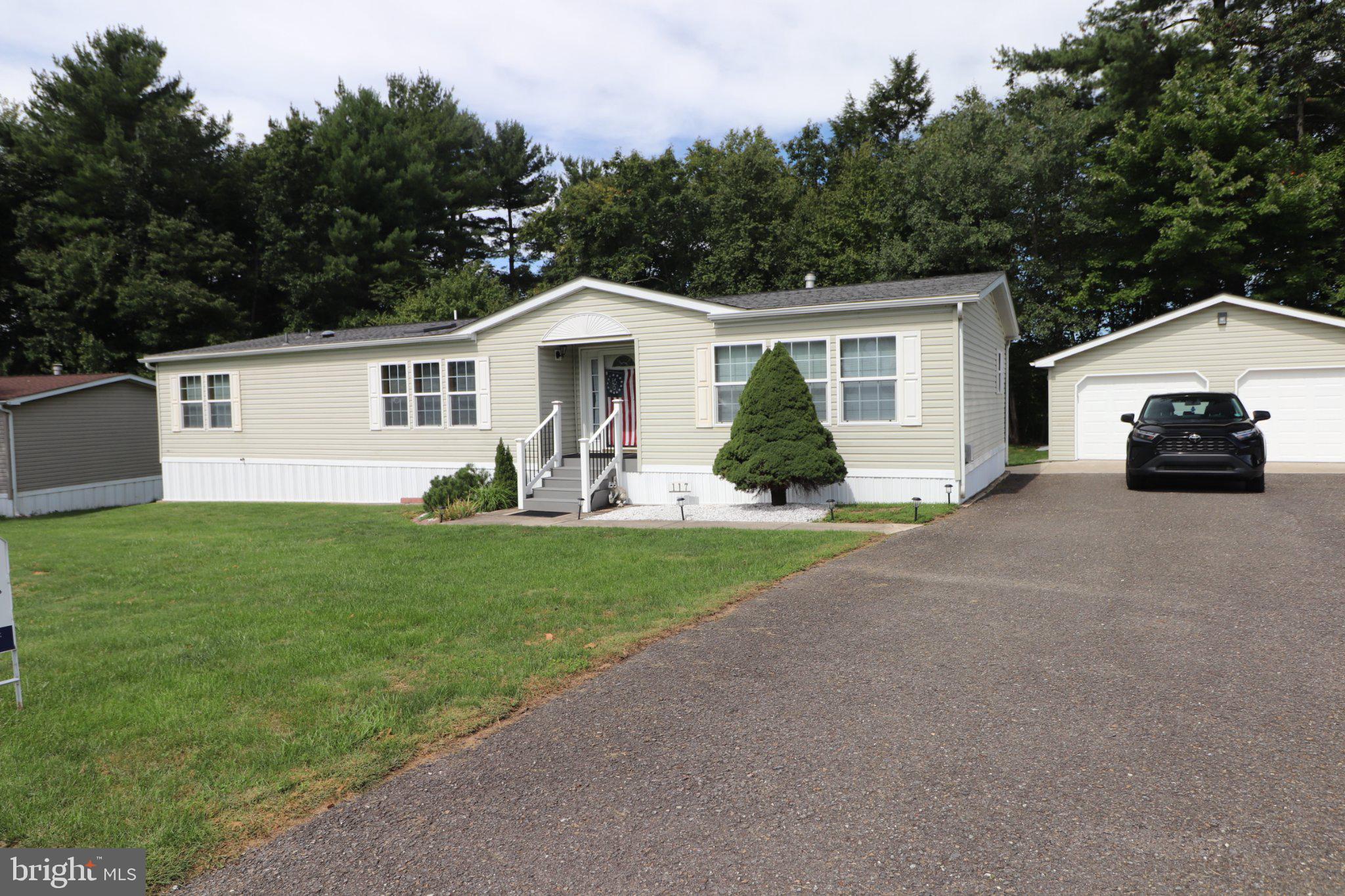 117 ASHLEY LANE