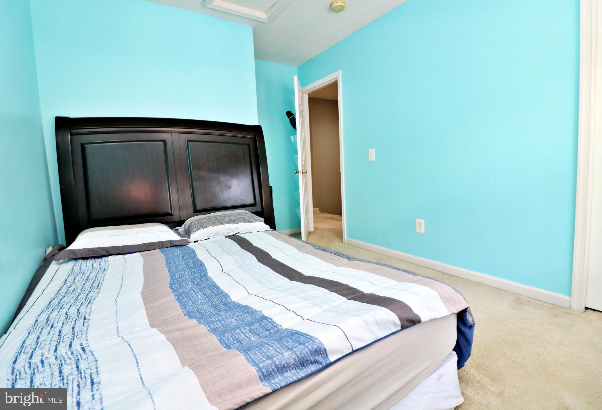 LAKELAND PLACE - Residential