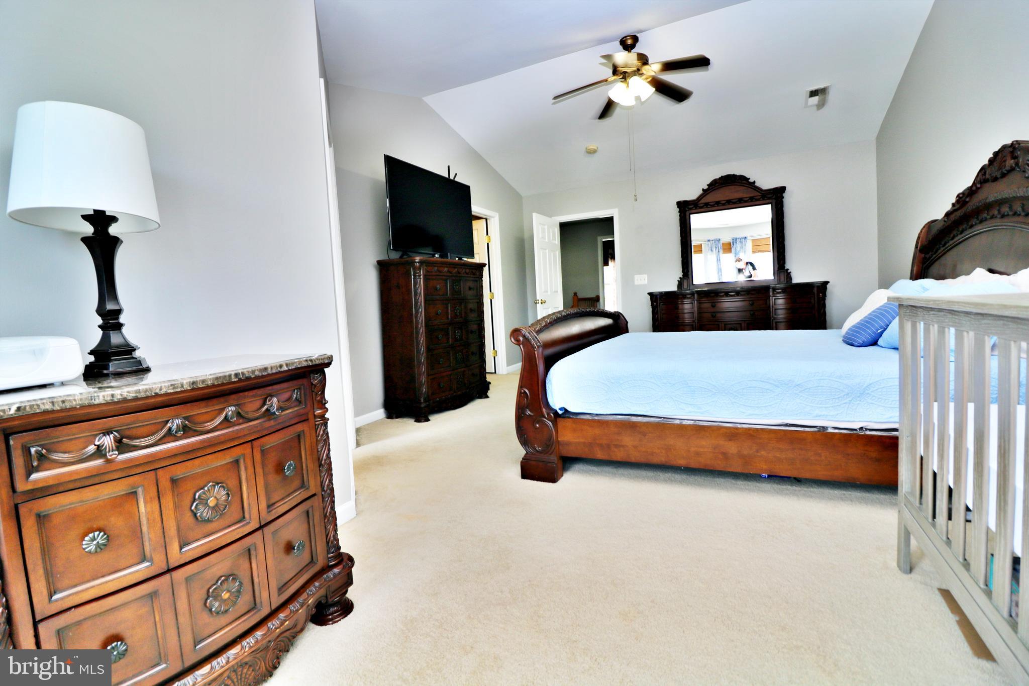 LAKELAND PLACE - Residential