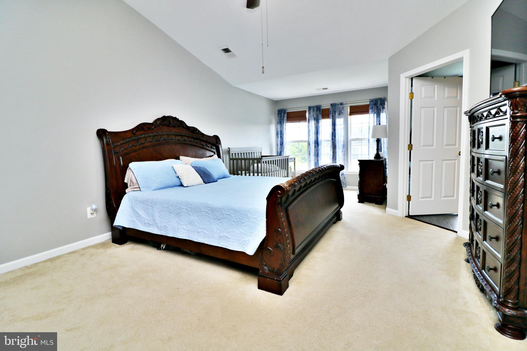 LAKELAND PLACE - Residential