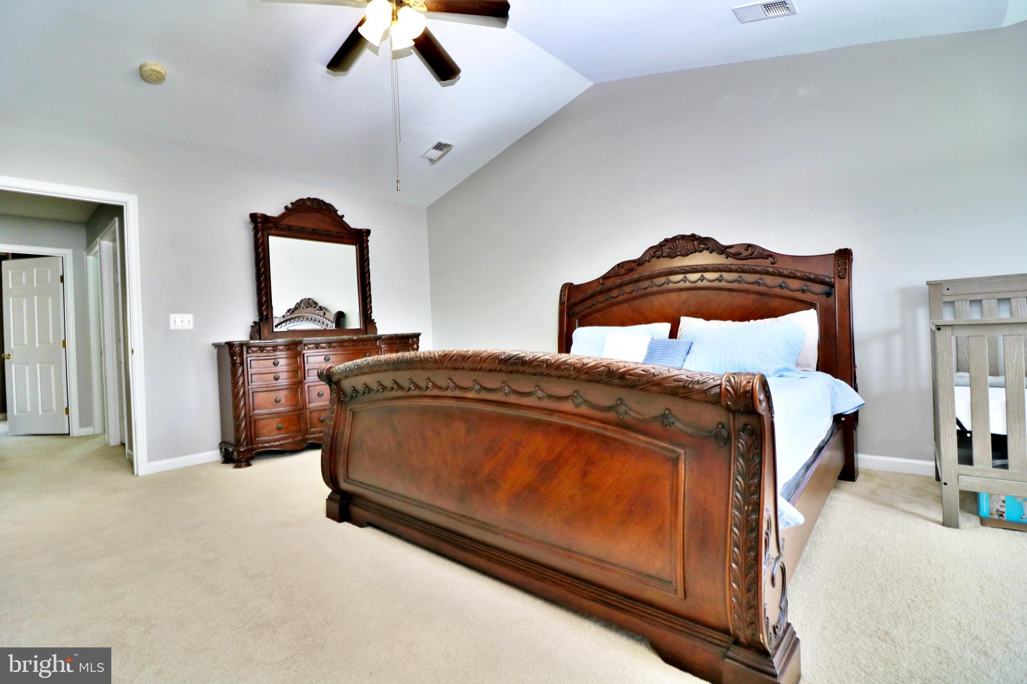 LAKELAND PLACE - Residential