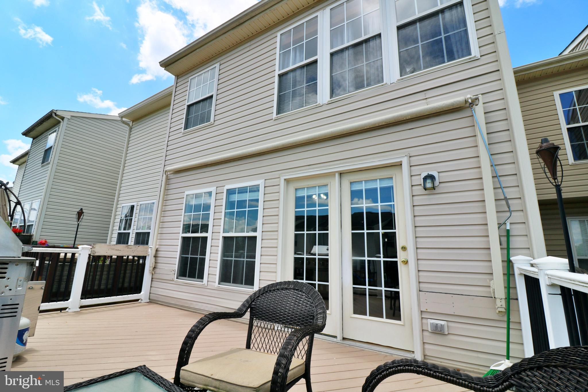 LAKELAND PLACE - Residential