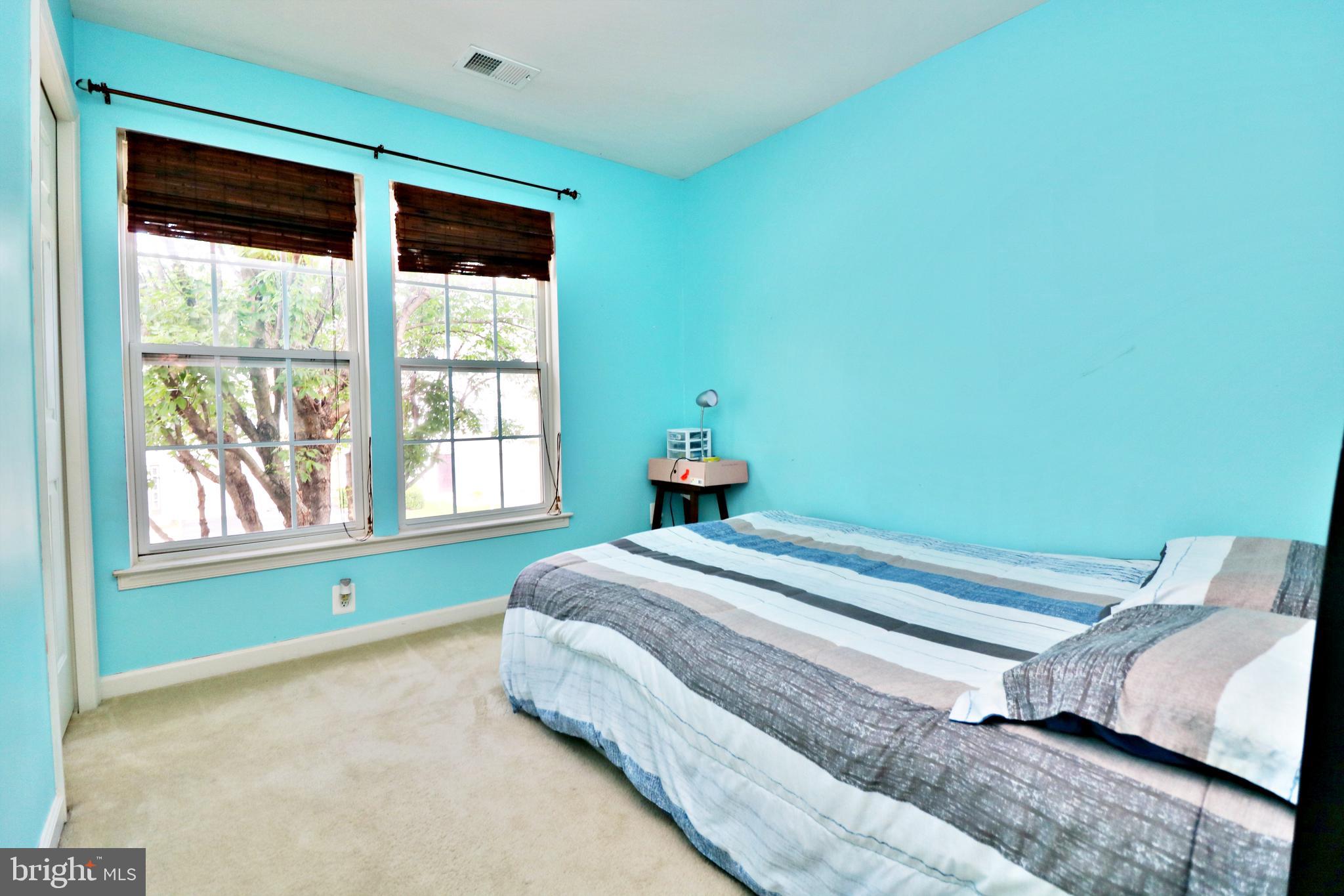 LAKELAND PLACE - Residential