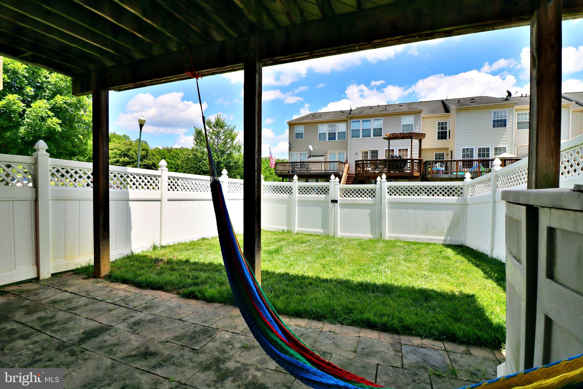 LAKELAND PLACE - Residential