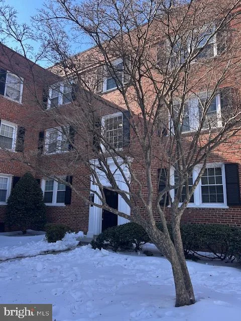 3937 Pennsylvania Avenue SE Unit 101