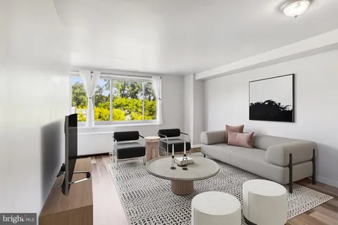 1900 Lyttonsville Road Unit 602, Silver Spring, MD MLS: MDMC2144254